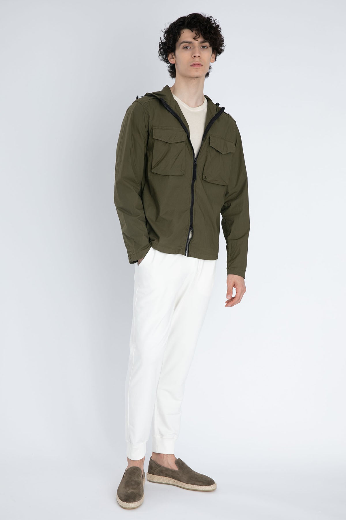 Fradi Cep Detaylı Fermuarlı Kapüşonlu İnce Spor Ceket-Libas Trendy Fashion Store