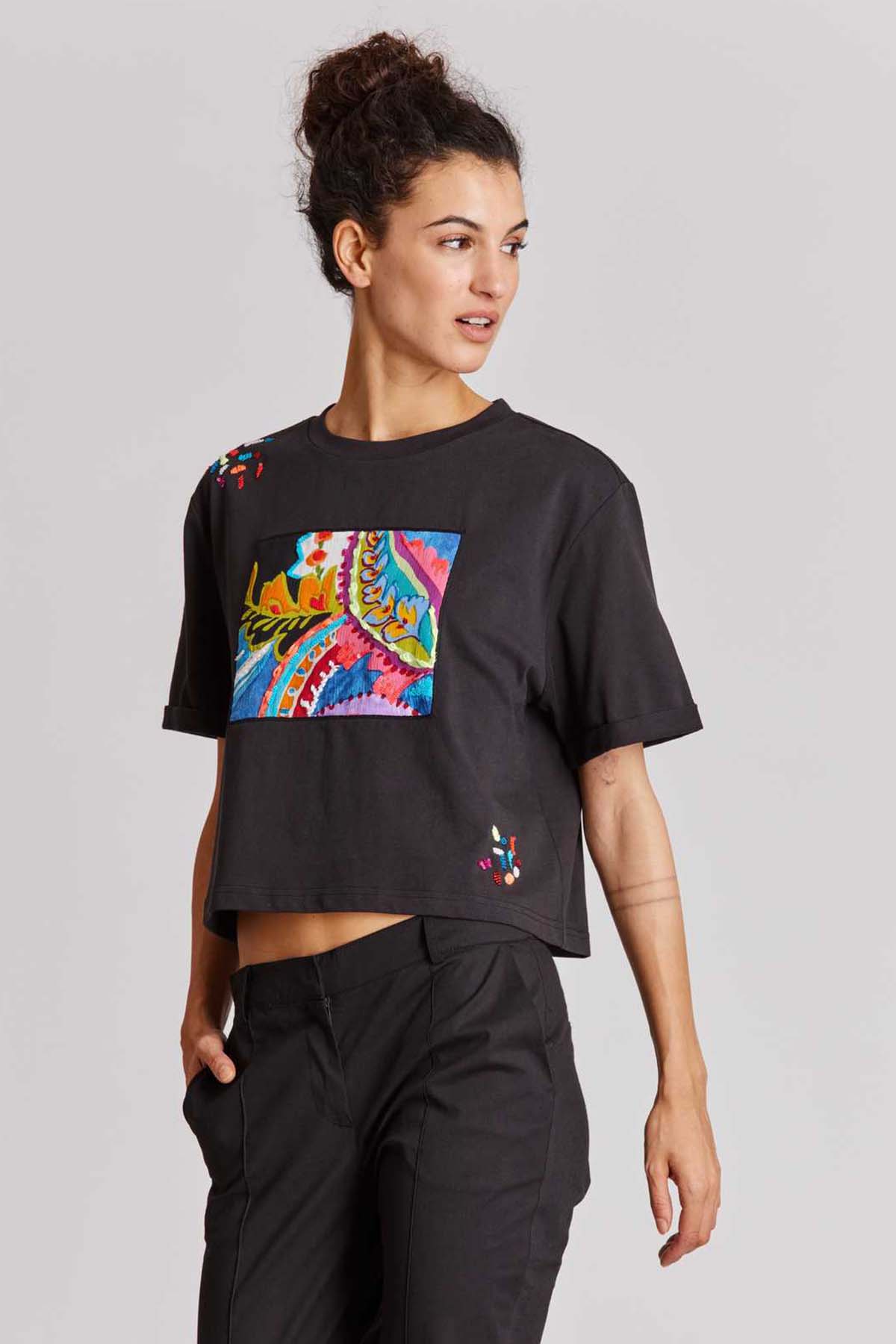 Rene Derhy Falbala Yuvarlak Yaka Desenli Crop Bluz-Libas Trendy Fashion Store