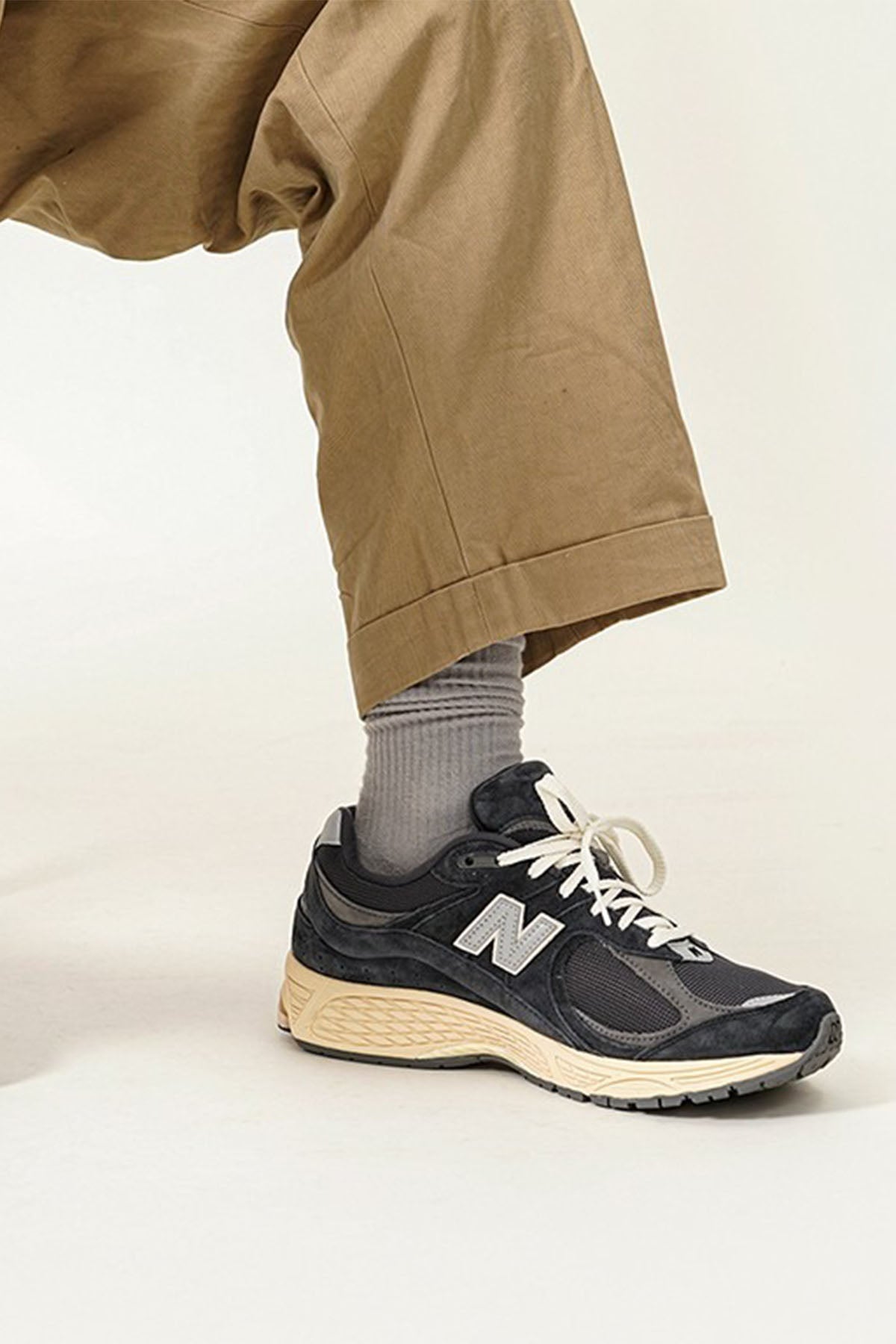 New Balance 2002 Sneaker Ayakkabı-Libas Trendy Fashion Store