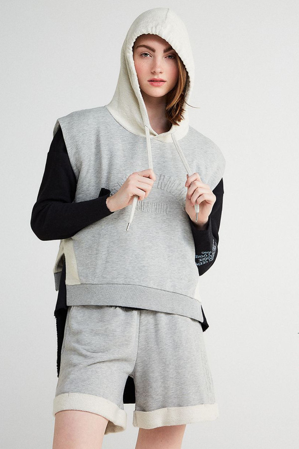 Bsb Kapüşonlu Geniş Kesim Kolsuz Sweatshirt-Libas Trendy Fashion Store