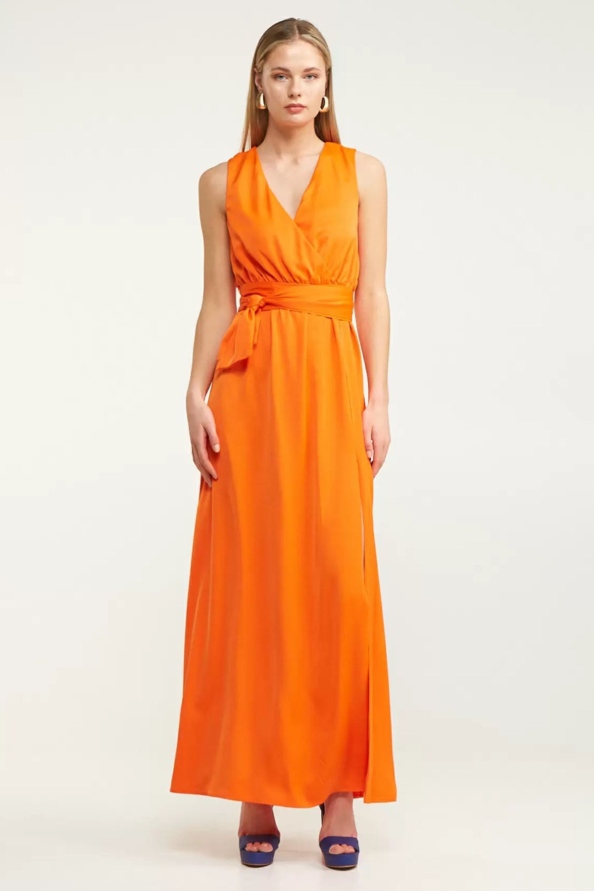 Lynne V Yaka Belden Kuşaklı Maxi Elbise-Libas Trendy Fashion Store