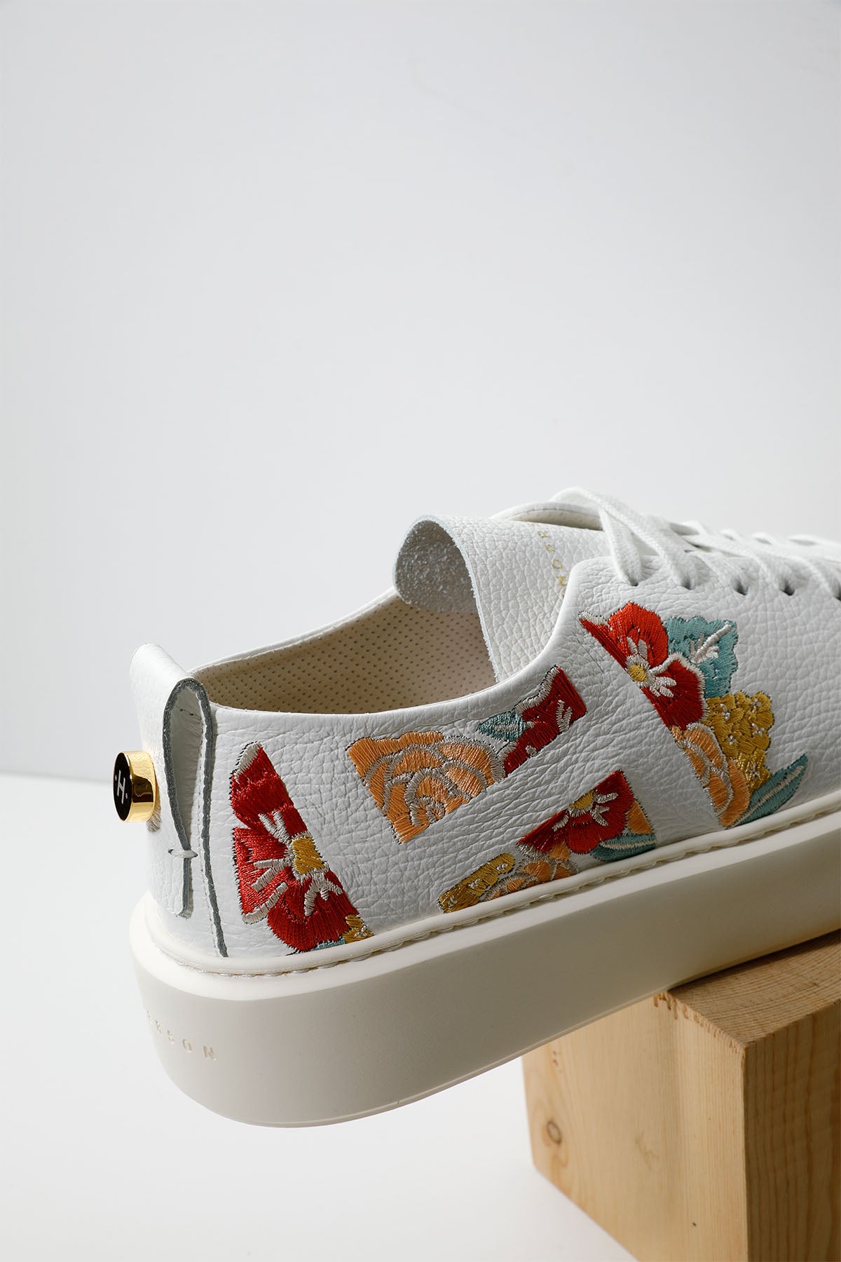 Henderson Talisa Çiçek Nakışlı Deri Sneaker Ayakkabı-Libas Trendy Fashion Store