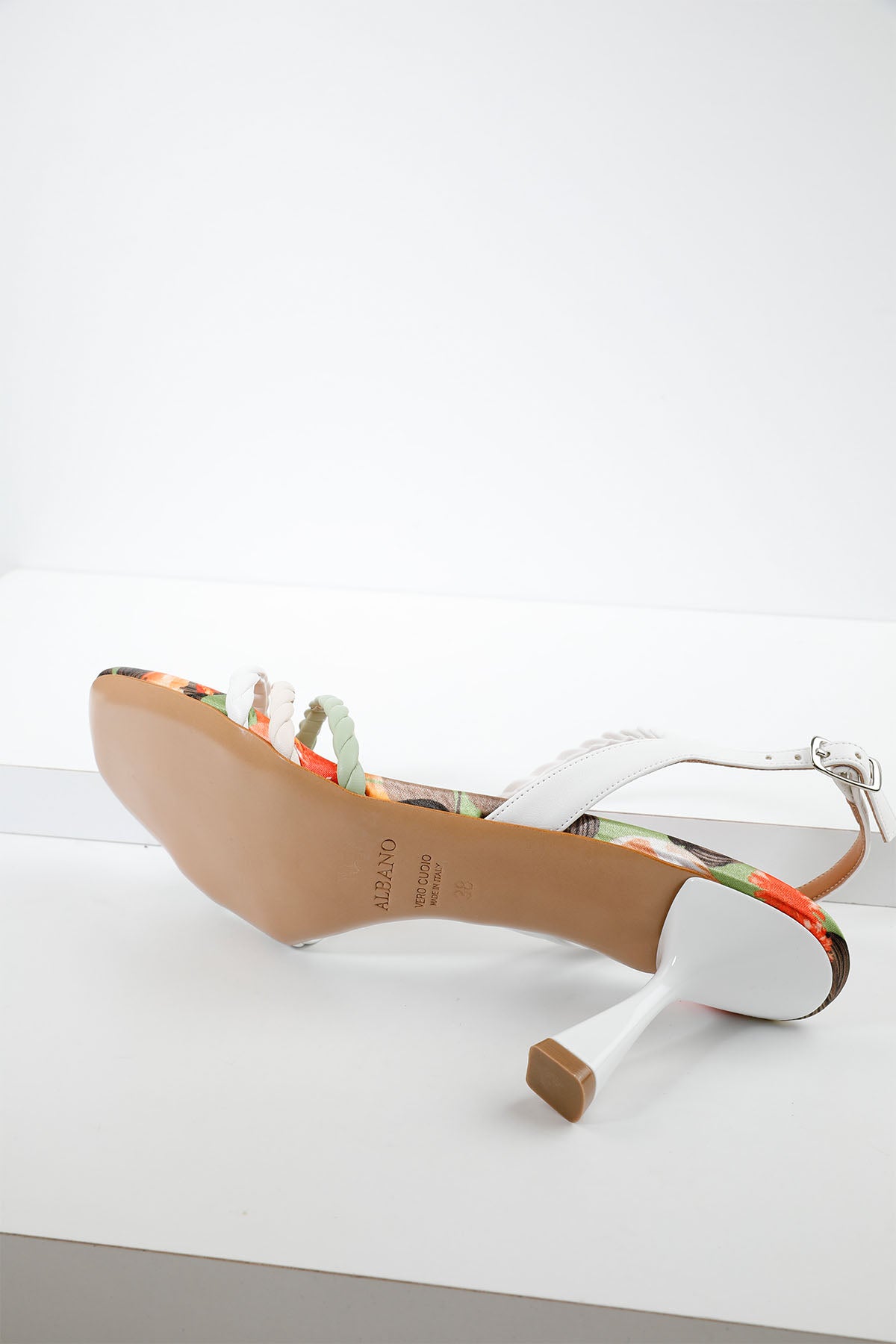 Albano Küt Burun Floral Desenli Topuklu Sandalet-Libas Trendy Fashion Store