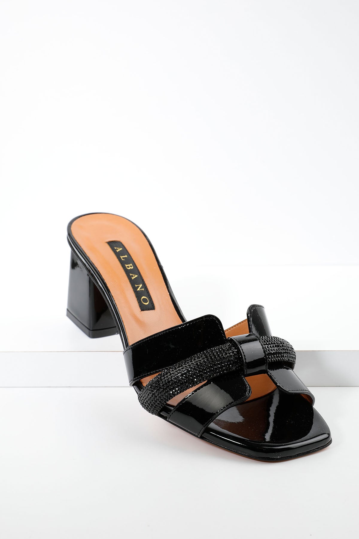 Albano Küt Burun Taş Aksesuarlı Rugan Terlik-Libas Trendy Fashion Store