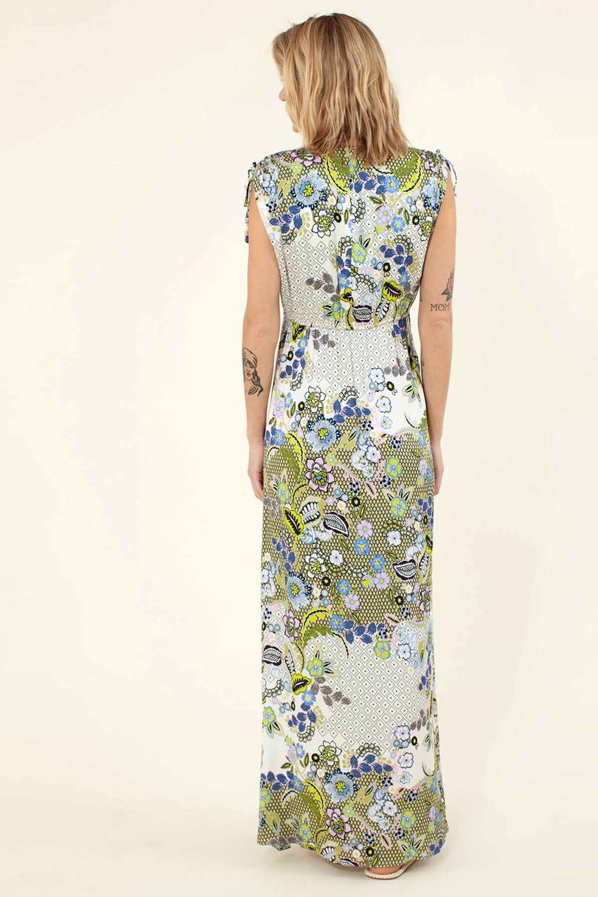 Hale Bob V Yaka Desenli Maxi Elbise-Libas Trendy Fashion Store