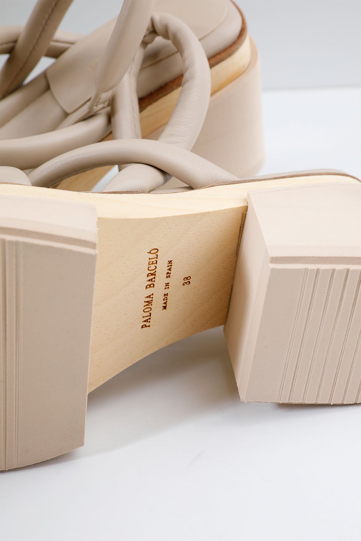 Paloma Barcelo Marine Ayrık Platform Tabanlı Küt Burun Sandalet-Libas Trendy Fashion Store