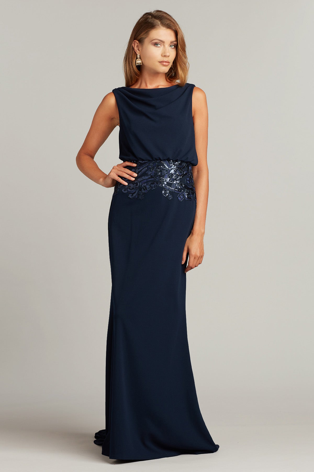 Tadashi Shoji Kolsuz V Sırt Maxi Abiye-Libas Trendy Fashion Store