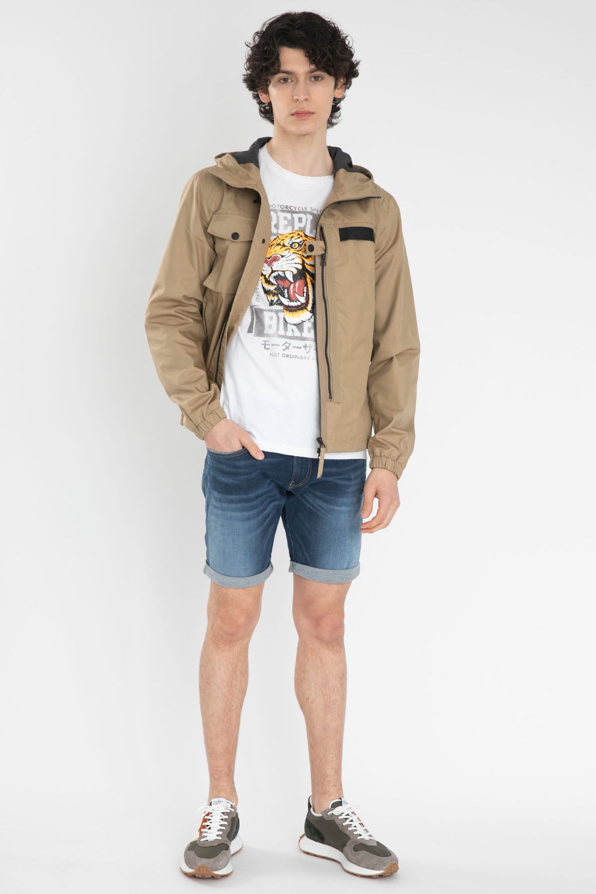 Replay Yuvarlak Yaka Kaplan Grafikli T-shirt-Libas Trendy Fashion Store