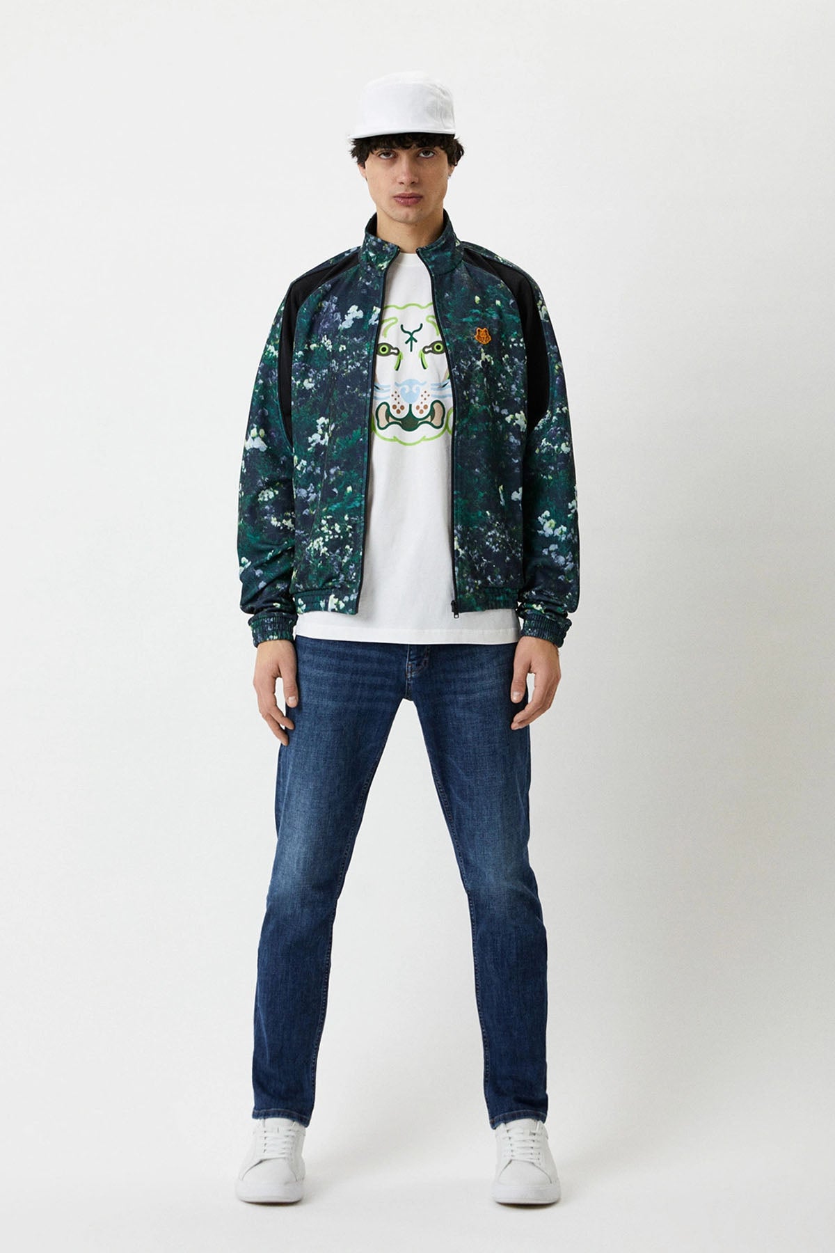 Kenzo Grafik Kaplan Logolu T-shirt-Libas Trendy Fashion Store