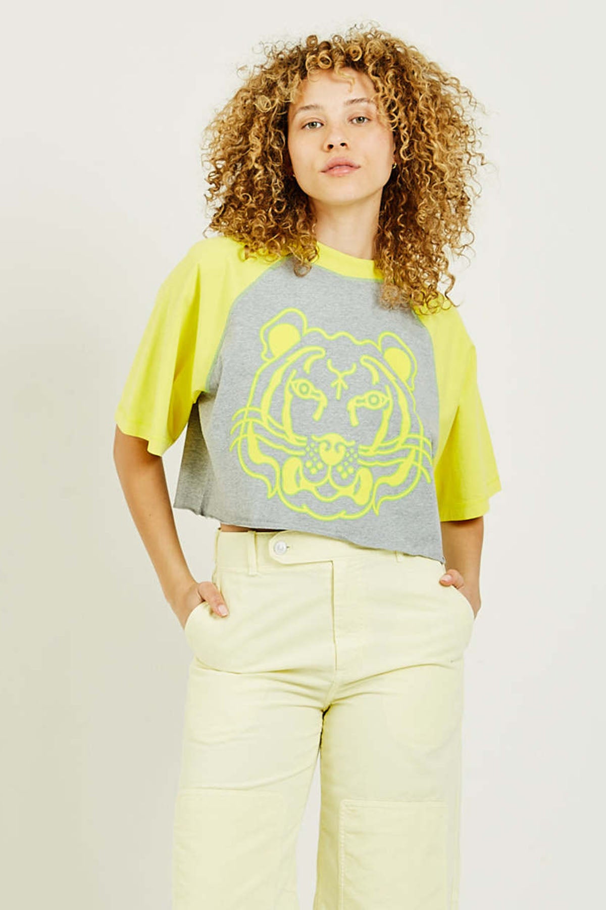 Kenzo Geniş Kesim Kaplan Logolu Renk Kombinasyonlu Crop T-shirt-Libas Trendy Fashion Store