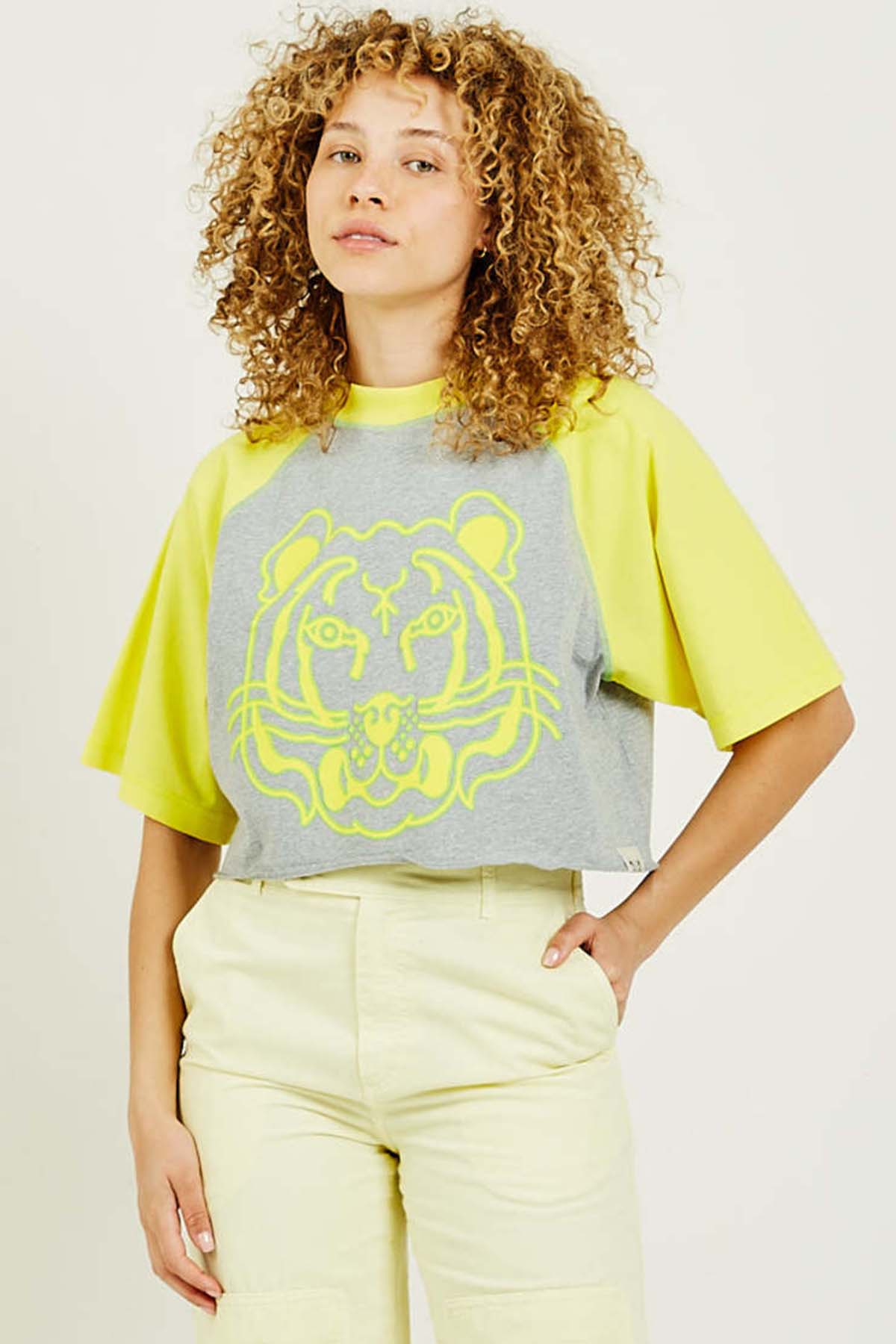 Kenzo Geniş Kesim Kaplan Logolu Renk Kombinasyonlu Crop T-shirt-Libas Trendy Fashion Store