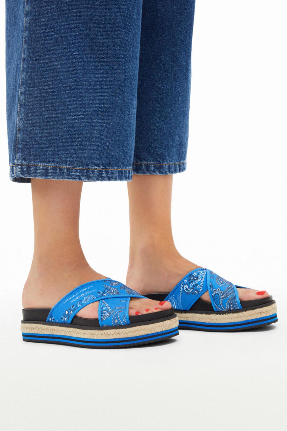 Kenzo Şal Desenli Hasır Tabanlı Çapraz Bantlı Terlik-Libas Trendy Fashion Store