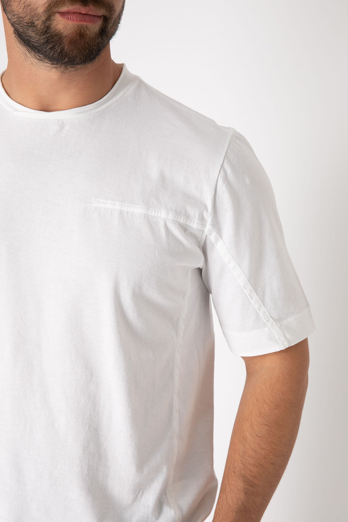 Transit Yuvarlak Yaka Roba Detaylı T-shirt-Libas Trendy Fashion Store