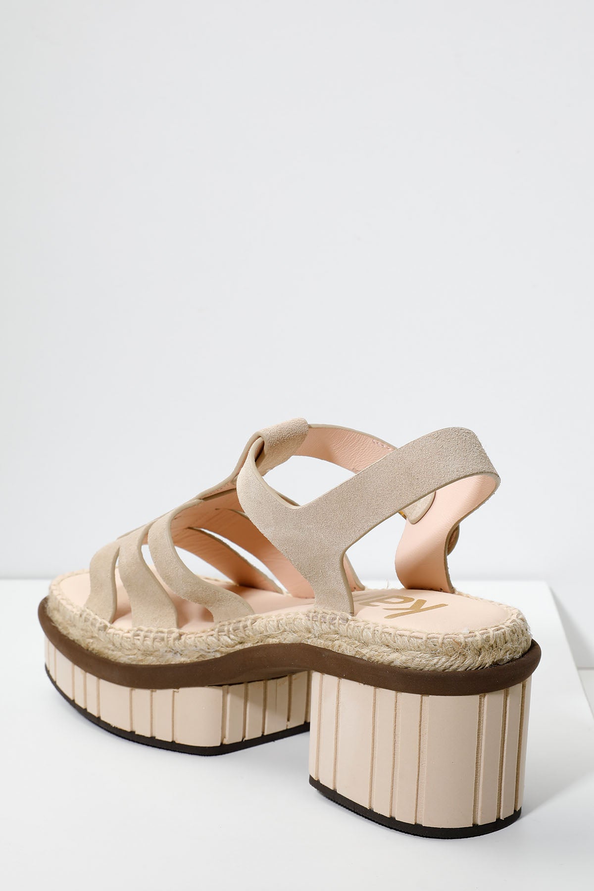 Kanna Ayrık Platform Tabanlı Küt Burun Süet Sandalet-Libas Trendy Fashion Store