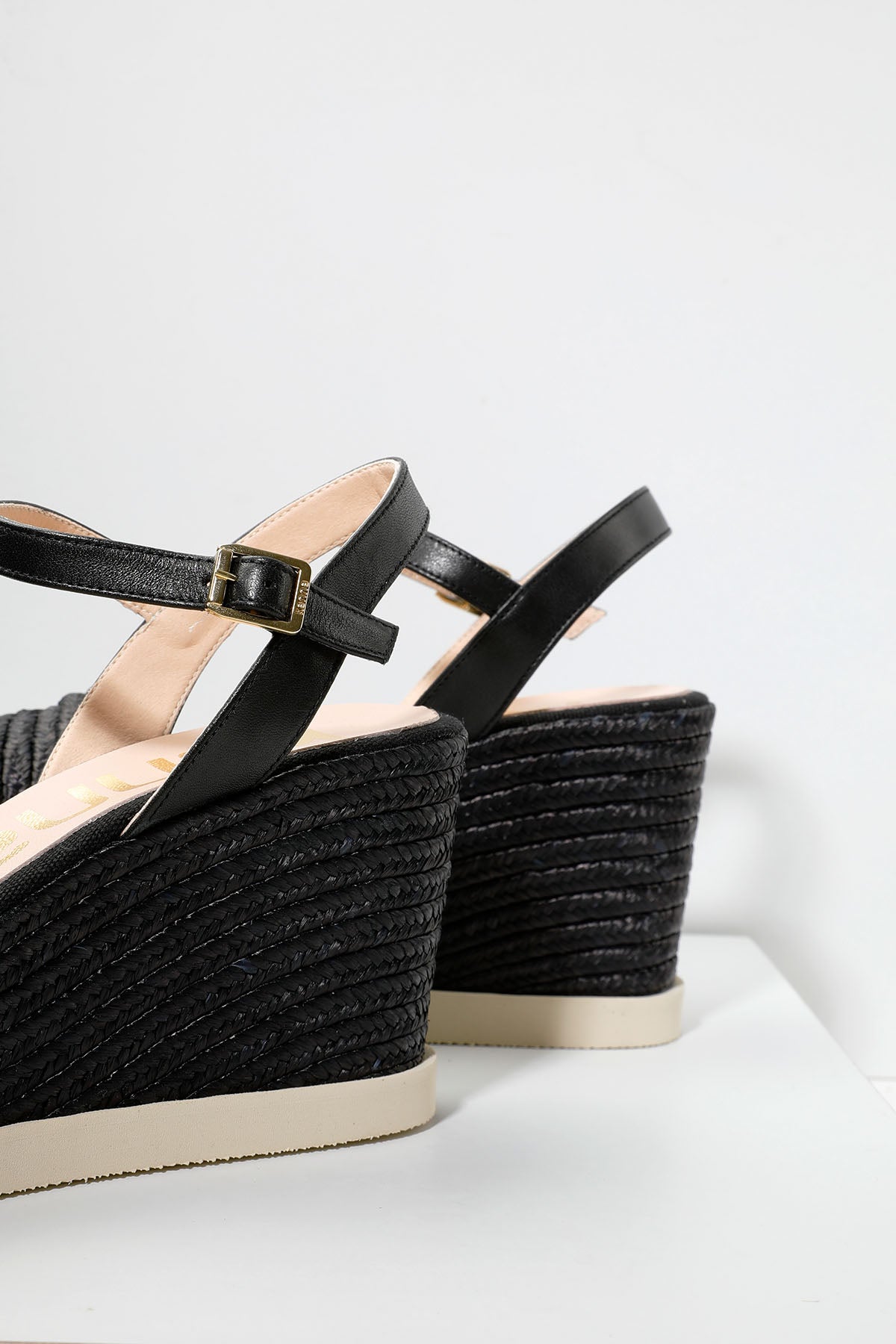 Kanna Küt Burun Dolgu Topuk Hasır Sandalet-Libas Trendy Fashion Store