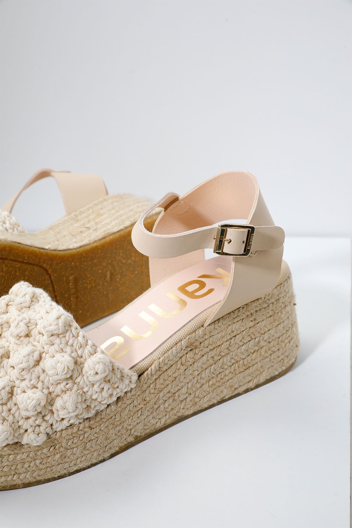Kanna Küt Burun Platform Taban Örgü Detaylı Sandalet-Libas Trendy Fashion Store