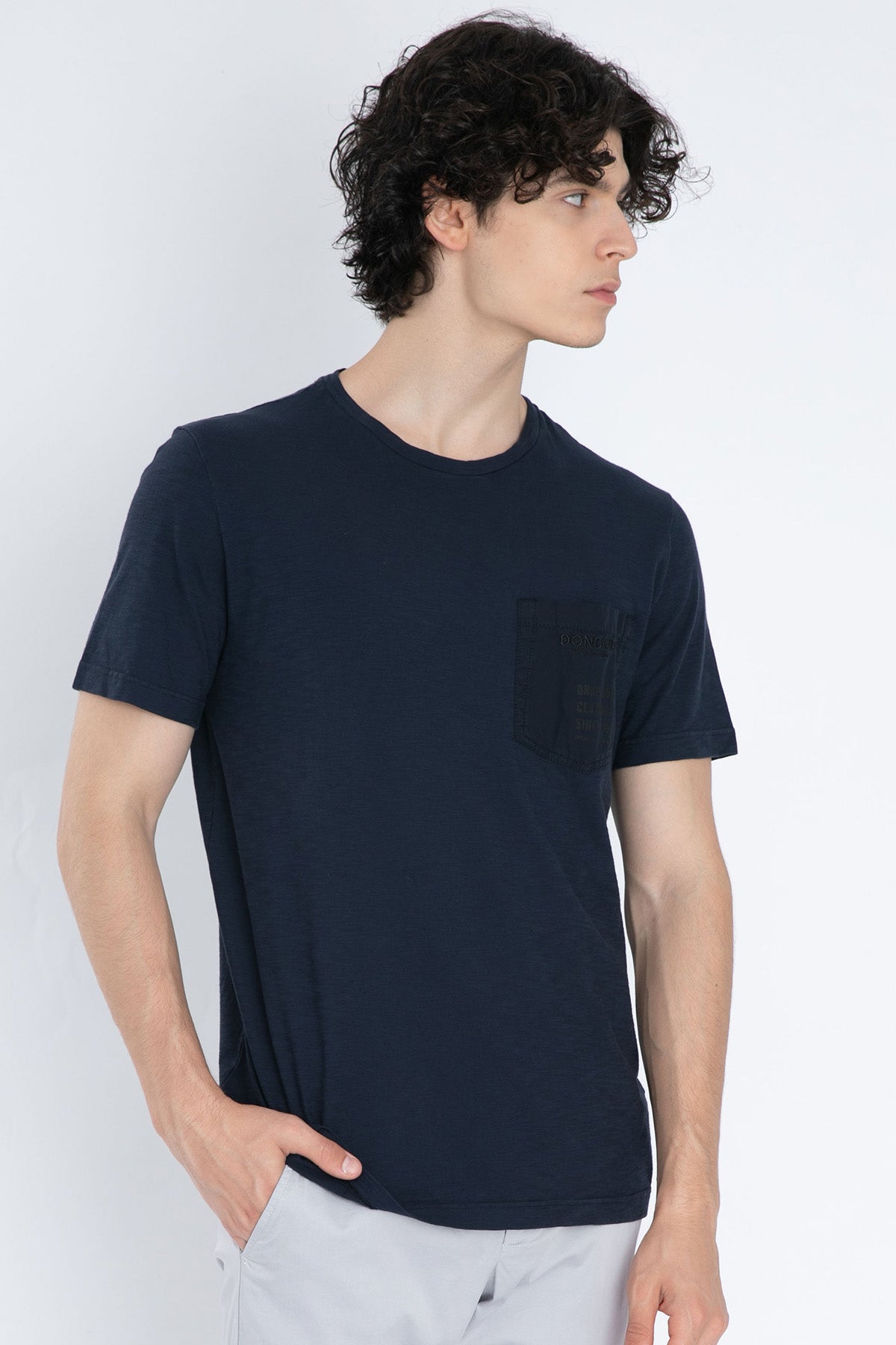 Dondup Yuvarlak Yaka Cep Detaylı Logolu T-shirt-Libas Trendy Fashion Store