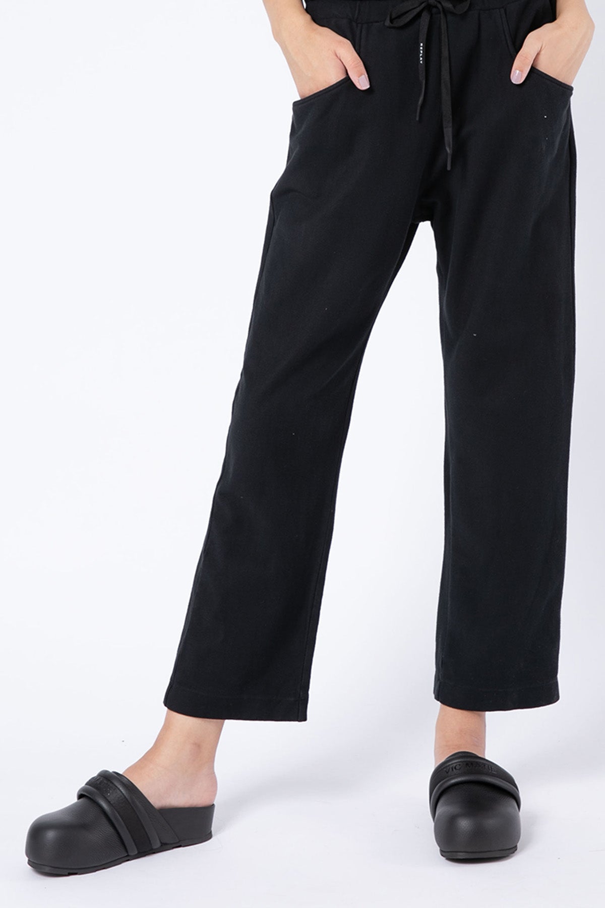 Vic Matie Logo Bantlı Deri Sabo Terlik-Libas Trendy Fashion Store