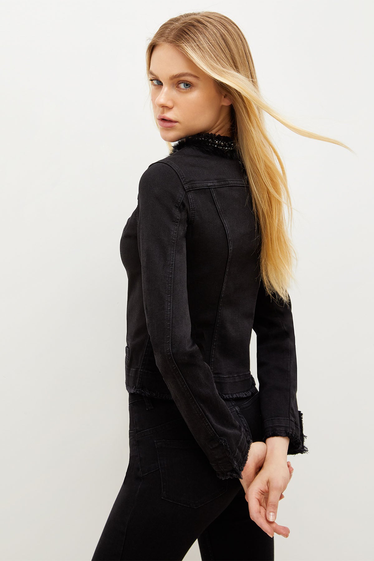 Liu Jo Zincir Aksesuarlı Streç Denim Ceket-Libas Trendy Fashion Store