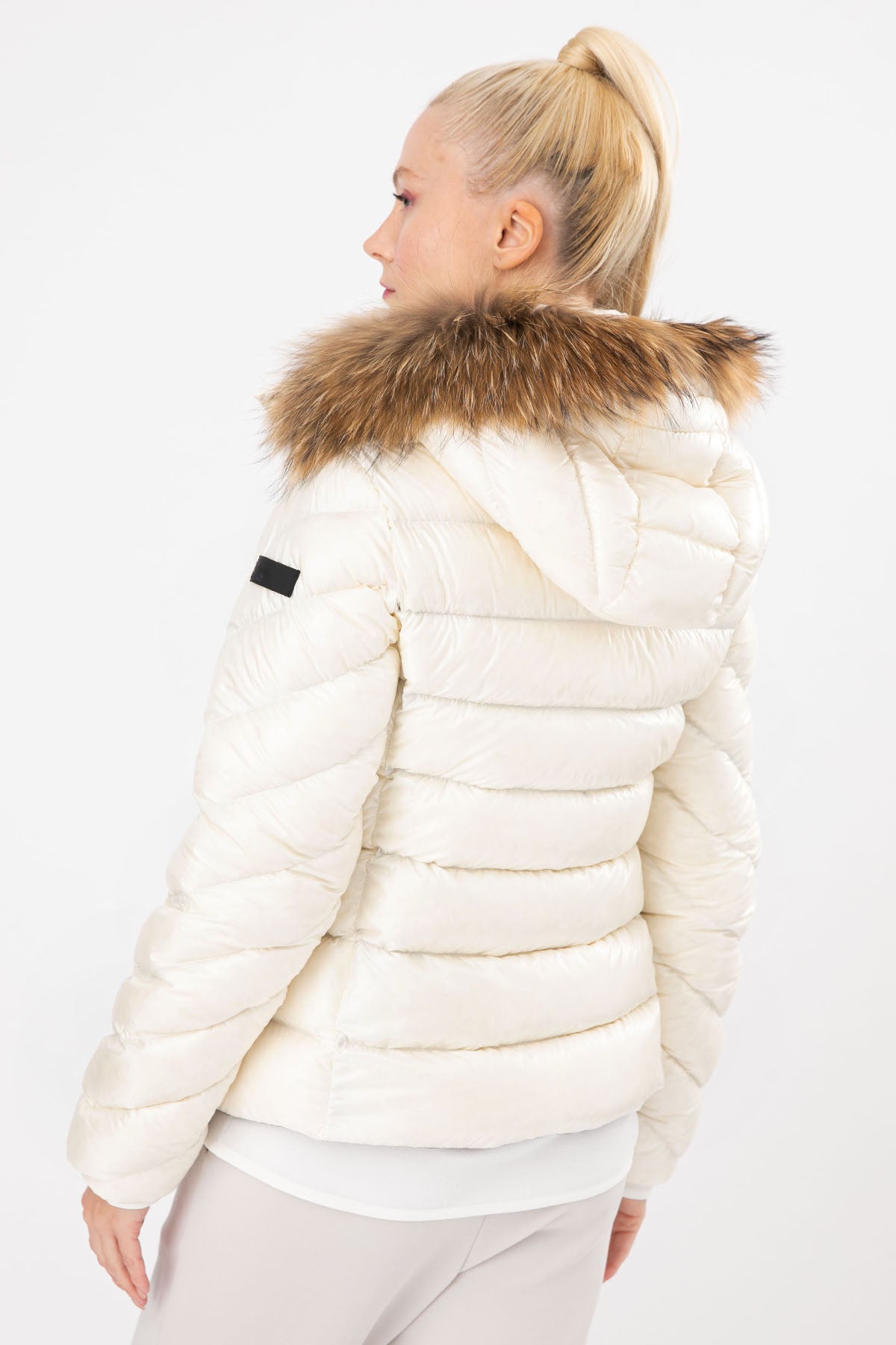 Hetrego Holly Slim Fit Kürklü Kapüşonlu Puffer Mont-Libas Trendy Fashion Store