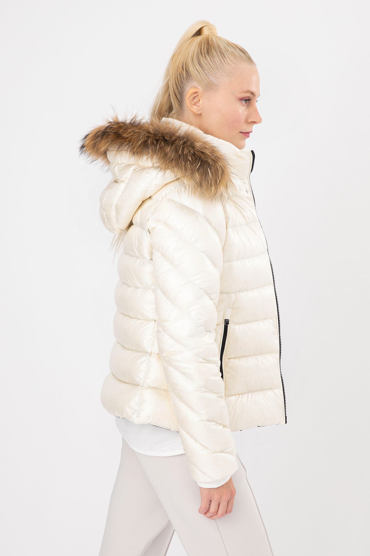 Hetrego Holly Slim Fit Kürklü Kapüşonlu Puffer Mont-Libas Trendy Fashion Store