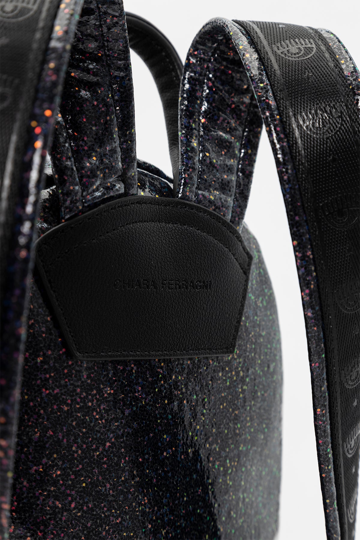 Chiara Ferragni Göz Logolu Parıltılı Sırt Çantası-Libas Trendy Fashion Store