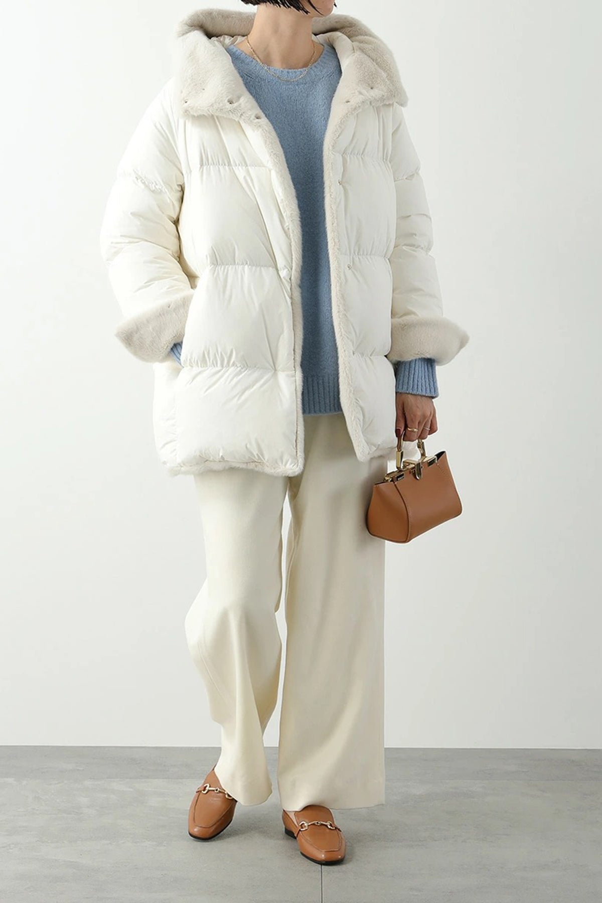 Herno Peluş Detaylı Kapüşonlu Puffer Mont-Libas Trendy Fashion Store