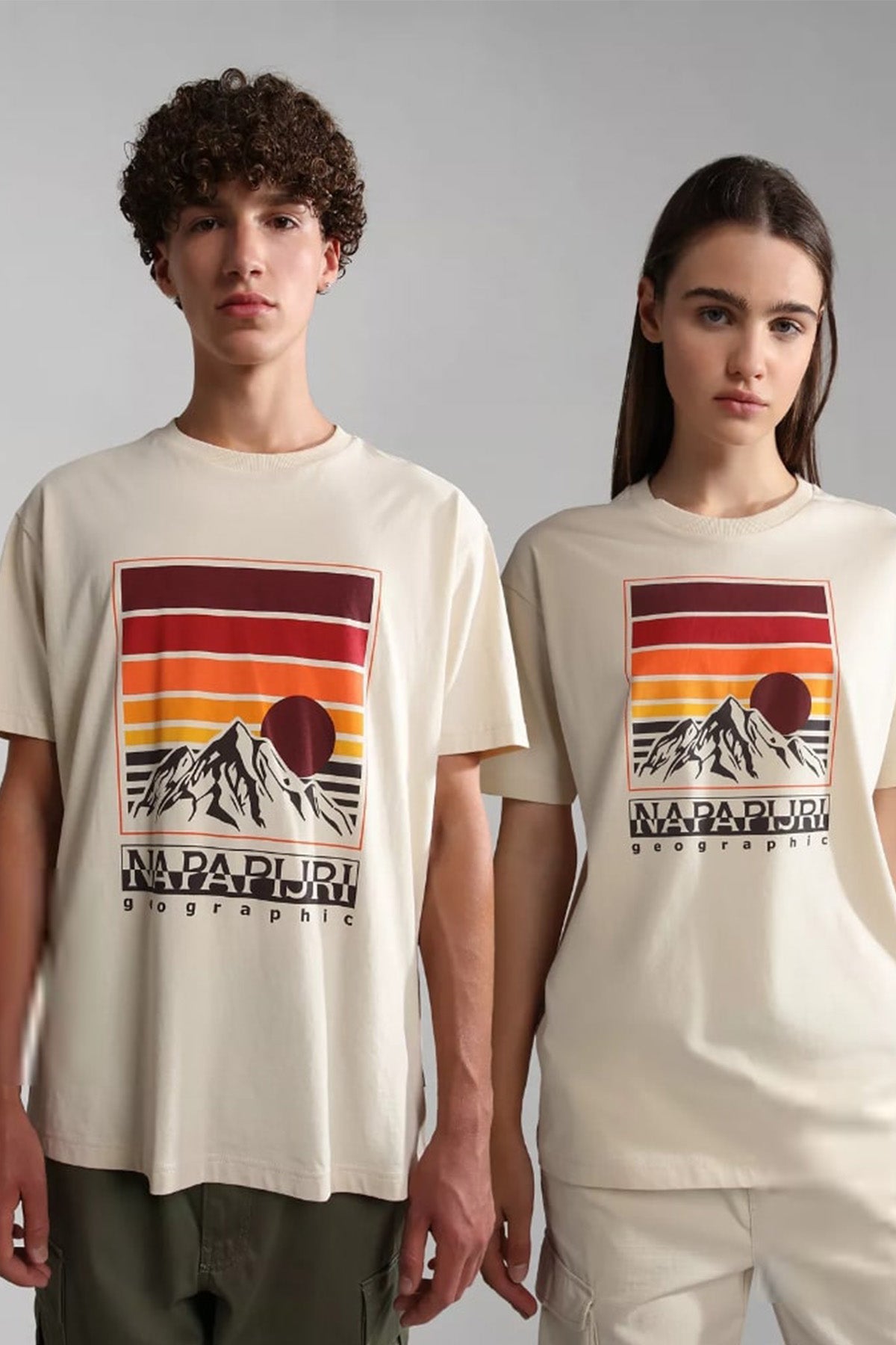 Napapijri Hill Grafik Baskılı Geniş Kesim T-shirt-Libas Trendy Fashion Store