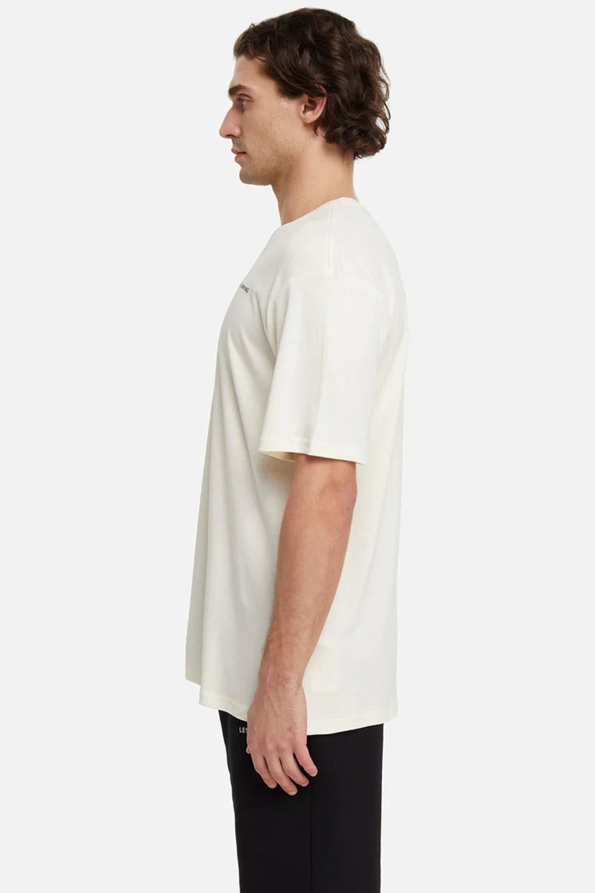 Les Benjamins Yuvarlak Yaka Logolu T-shirt-Libas Trendy Fashion Store