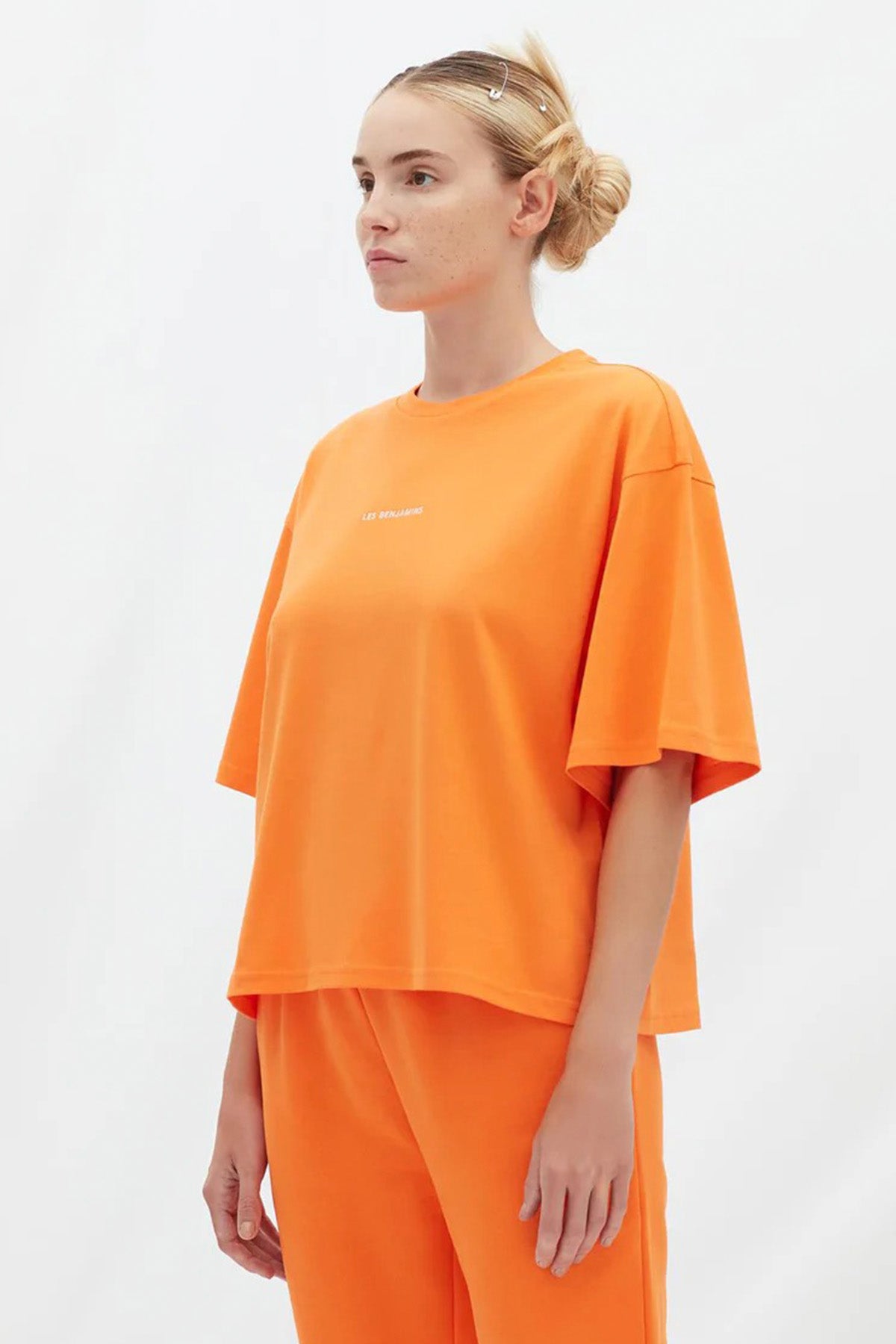 Les Benjamins Geniş Kesim Logolu Crop T-shirt-Libas Trendy Fashion Store