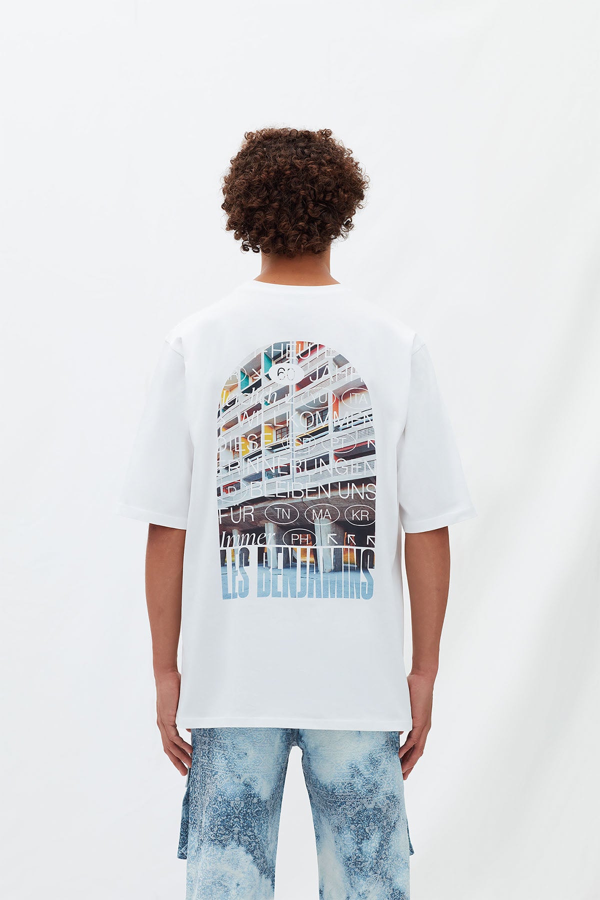 Les Benjamins Yuvarlak Yaka Logolu T-shirt-Libas Trendy Fashion Store