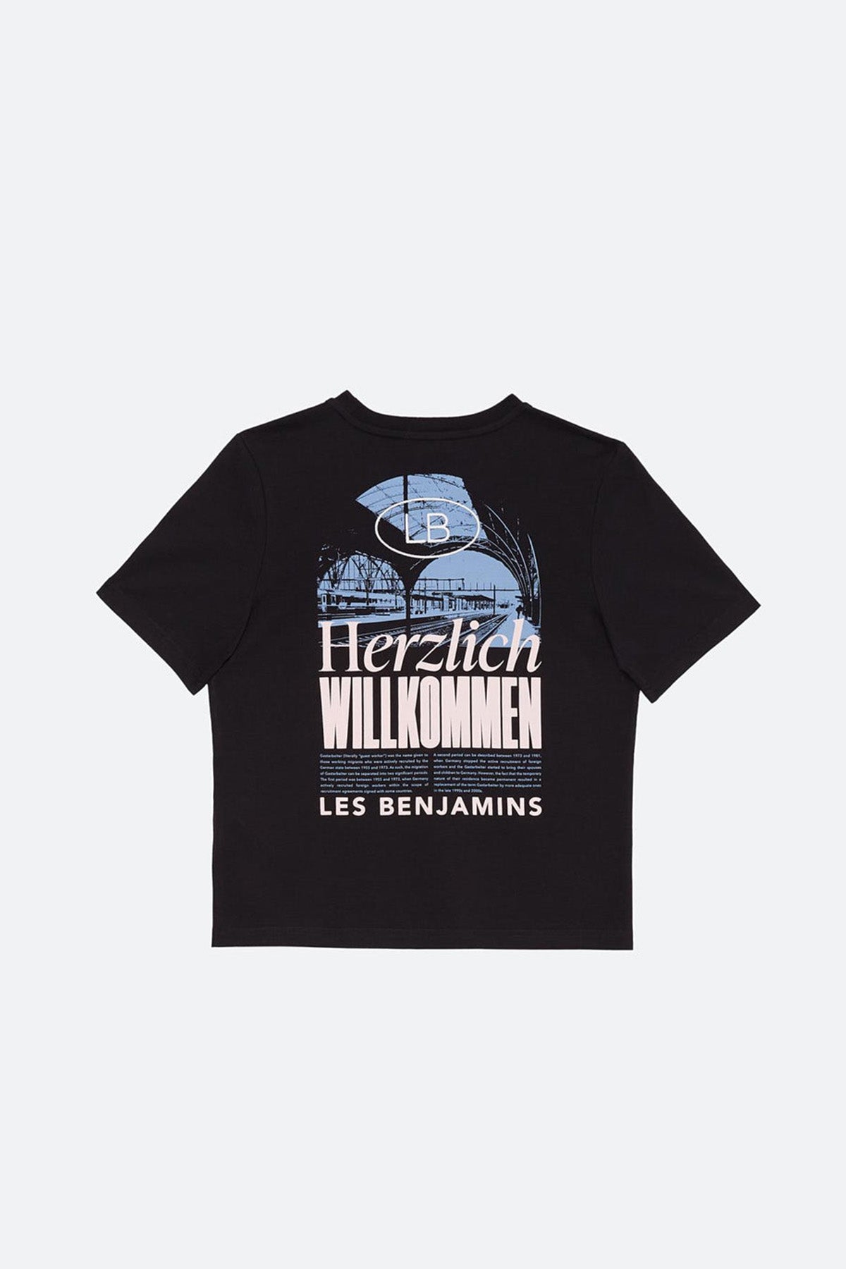 Les Benjamins Yuvarlak Yaka Logolu T-shirt-Libas Trendy Fashion Store