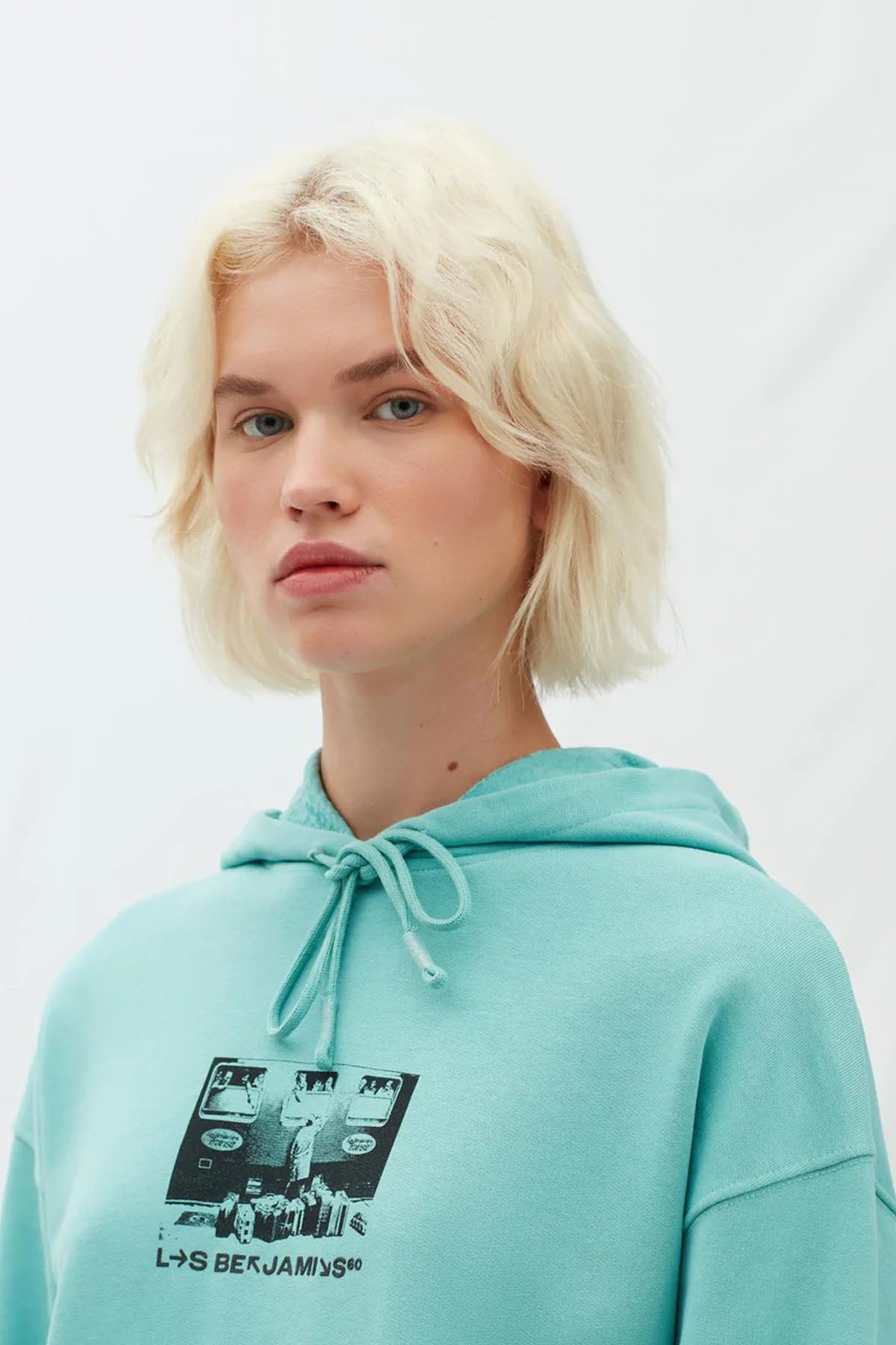 Les Benjamins Logolu Kapüşonlu Crop Sweatshirt-Libas Trendy Fashion Store