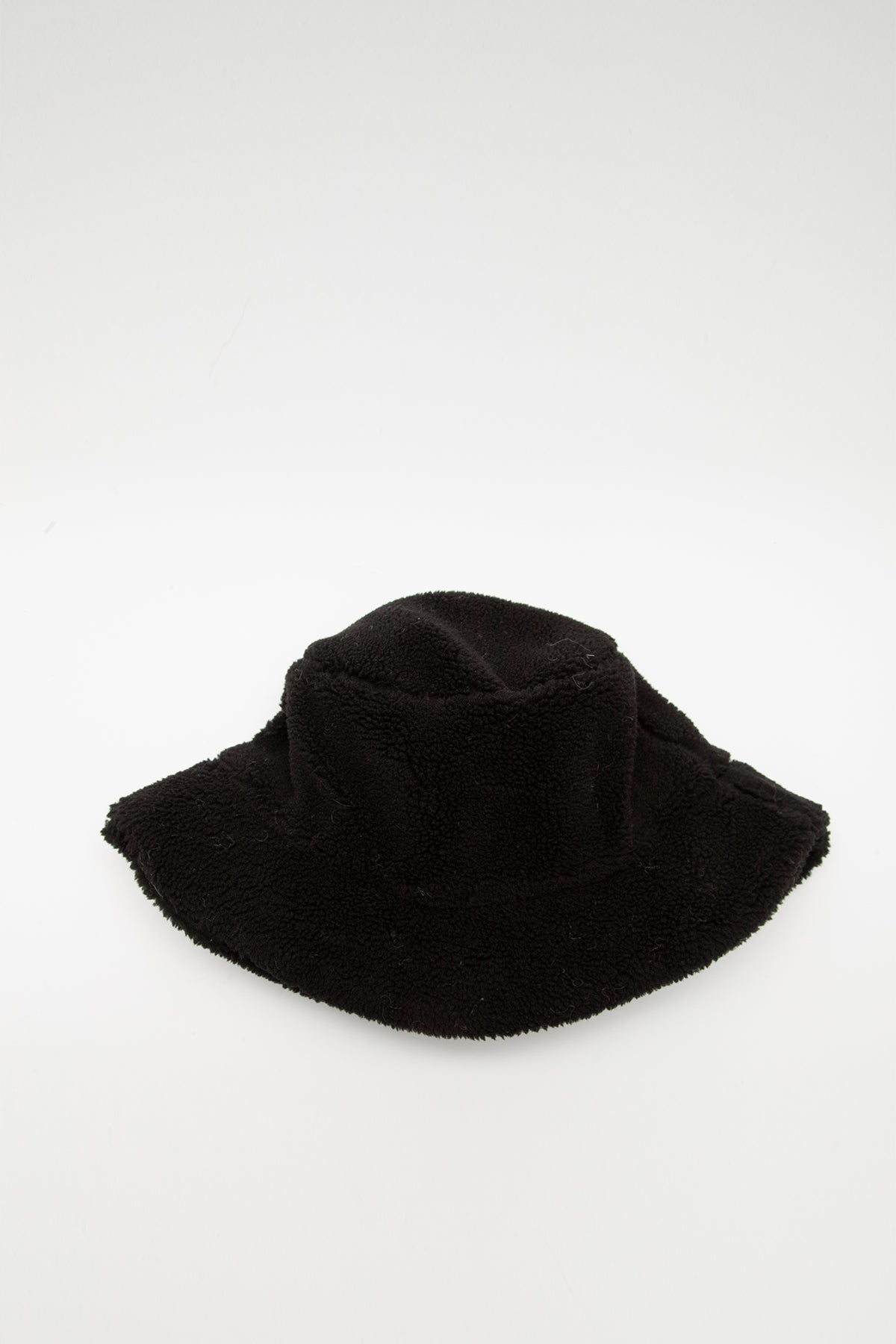 Rene Derhy Peluş Şapka-Libas Trendy Fashion Store