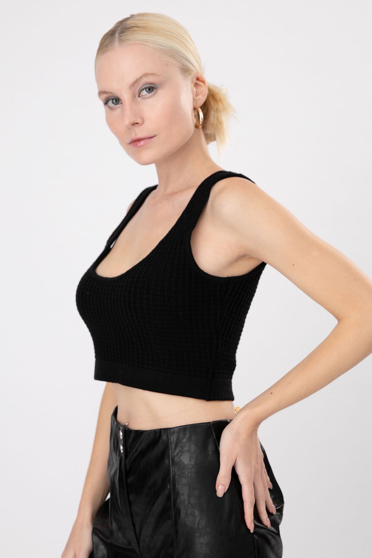 Lynne Örgü Crop Askılı Bluz-Libas Trendy Fashion Store