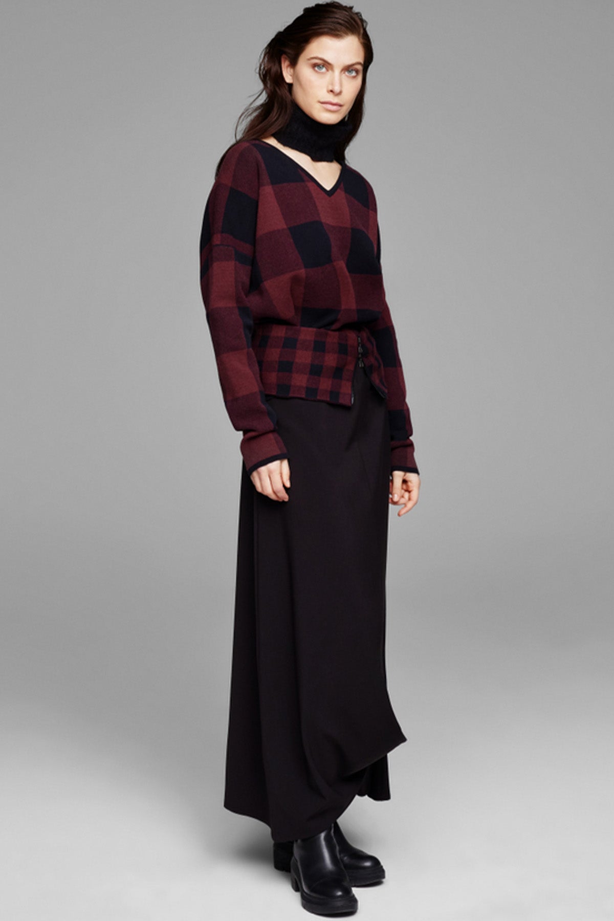 Sarah Pacini Ekoseli V Yaka Triko-Libas Trendy Fashion Store