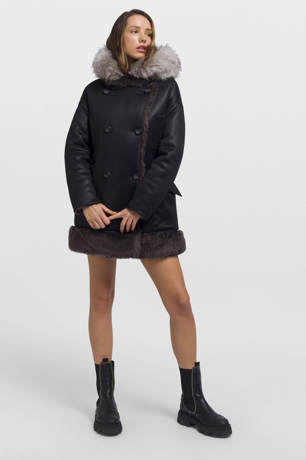 Urbancode Çift Taraflı Kürklü Kaban-Libas Trendy Fashion Store