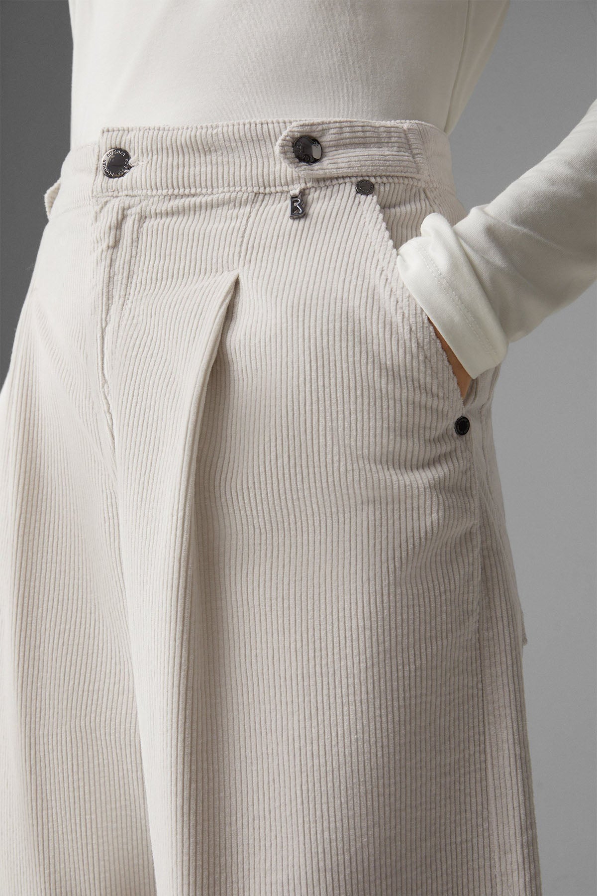 Bogner Tisa Havuç Kesim Yüksek Bel Fitilli Kadife Pantolon-Libas Trendy Fashion Store