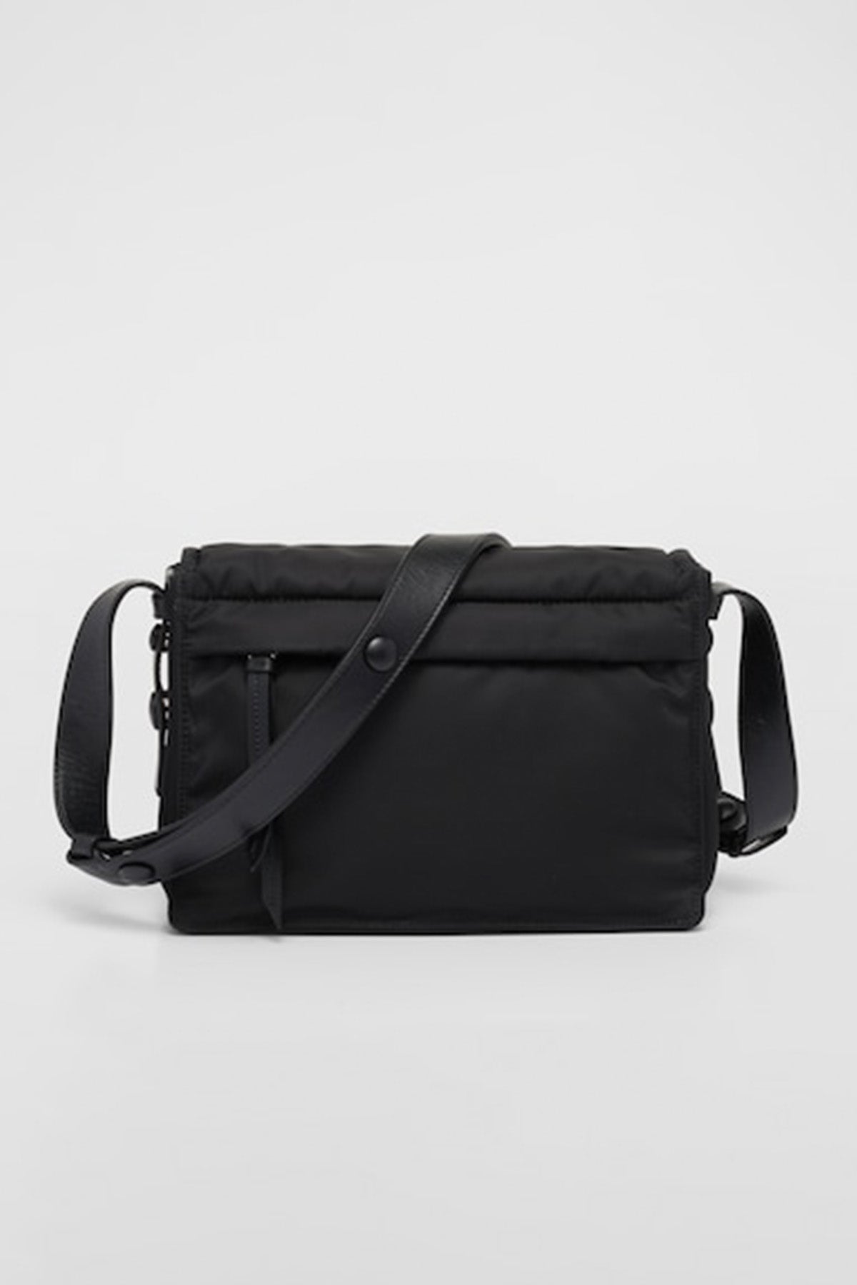 Prada Logolu Re-Nylon Omuz Çantası-Libas Trendy Fashion Store