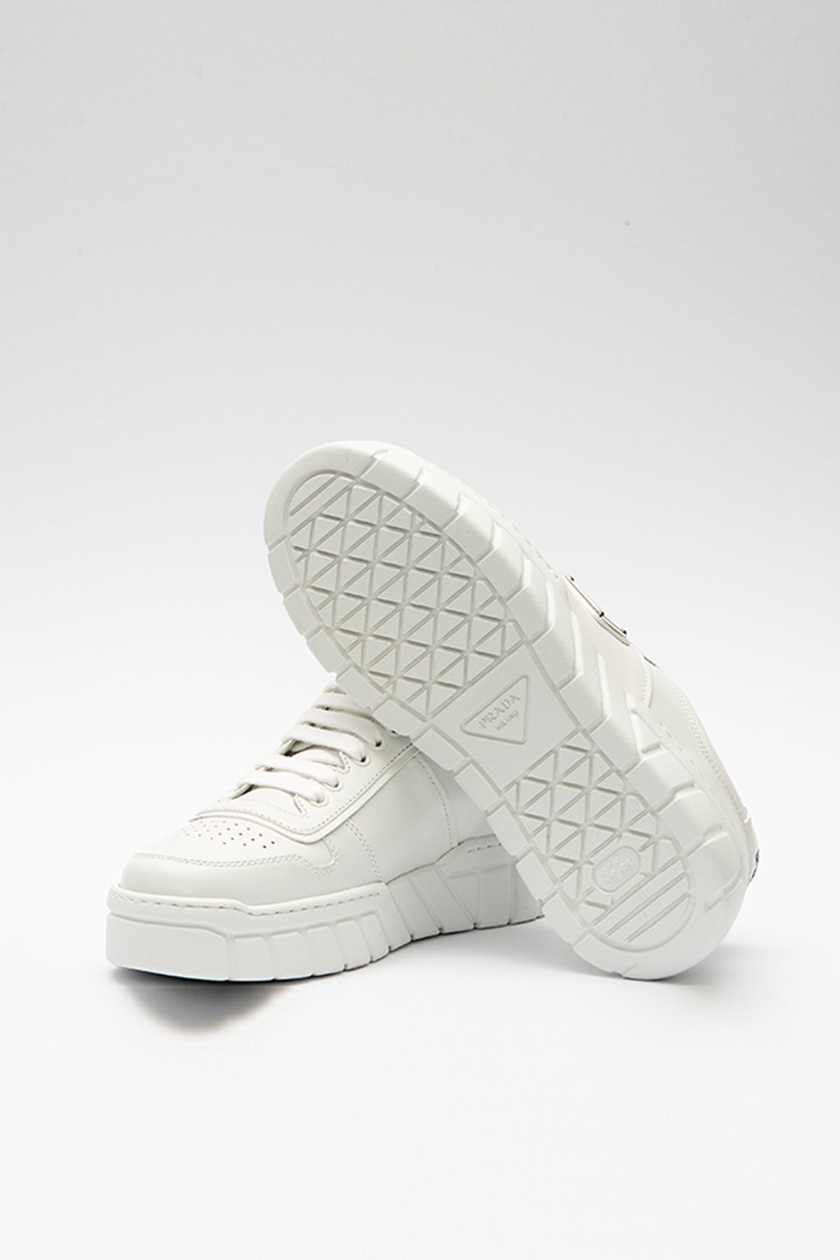 Prada Deri Sneaker Ayakkabı-Libas Trendy Fashion Store