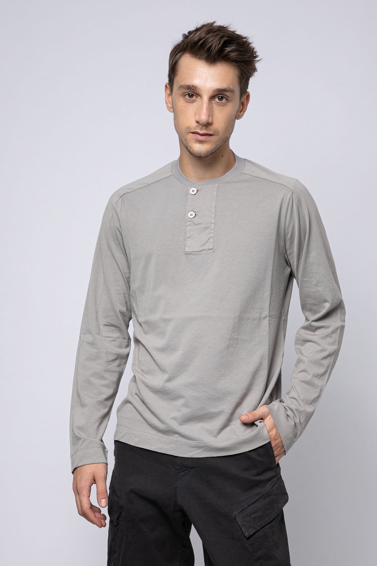 Transit Düğmeli Yuvarlak Yaka Uzun Kollu T-shirt-Libas Trendy Fashion Store