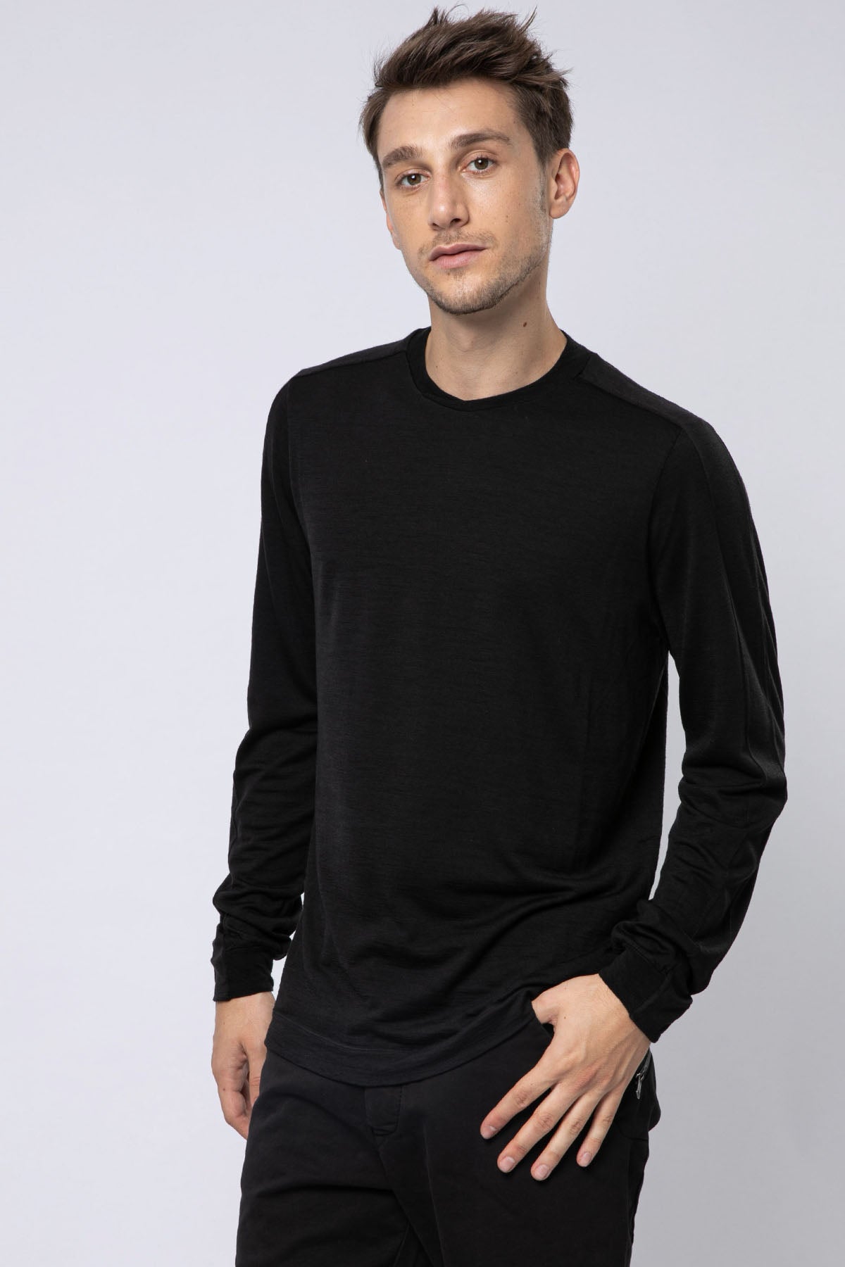 Transit Yuvarlak Yaka Uzun Kollu Yün T-shirt-Libas Trendy Fashion Store