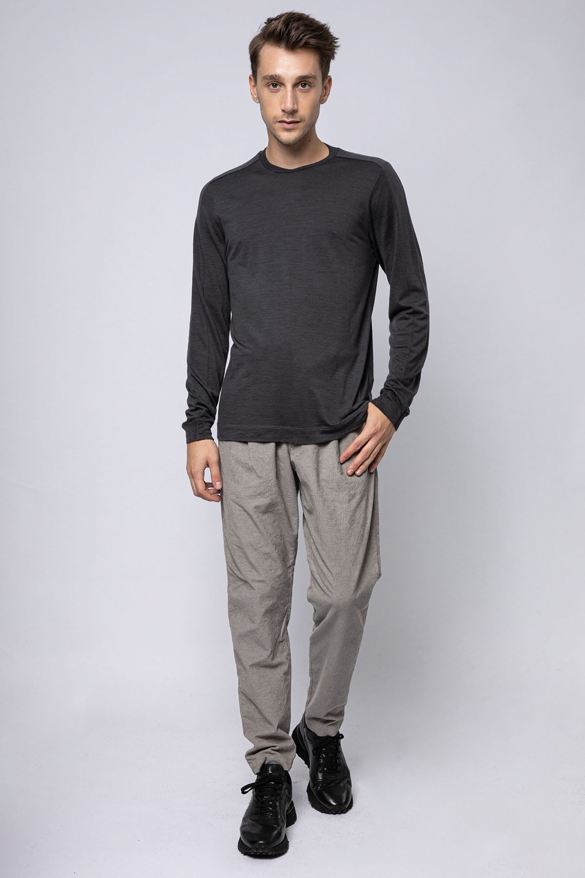 Transit Yuvarlak Yaka Uzun Kollu Yün T-shirt-Libas Trendy Fashion Store