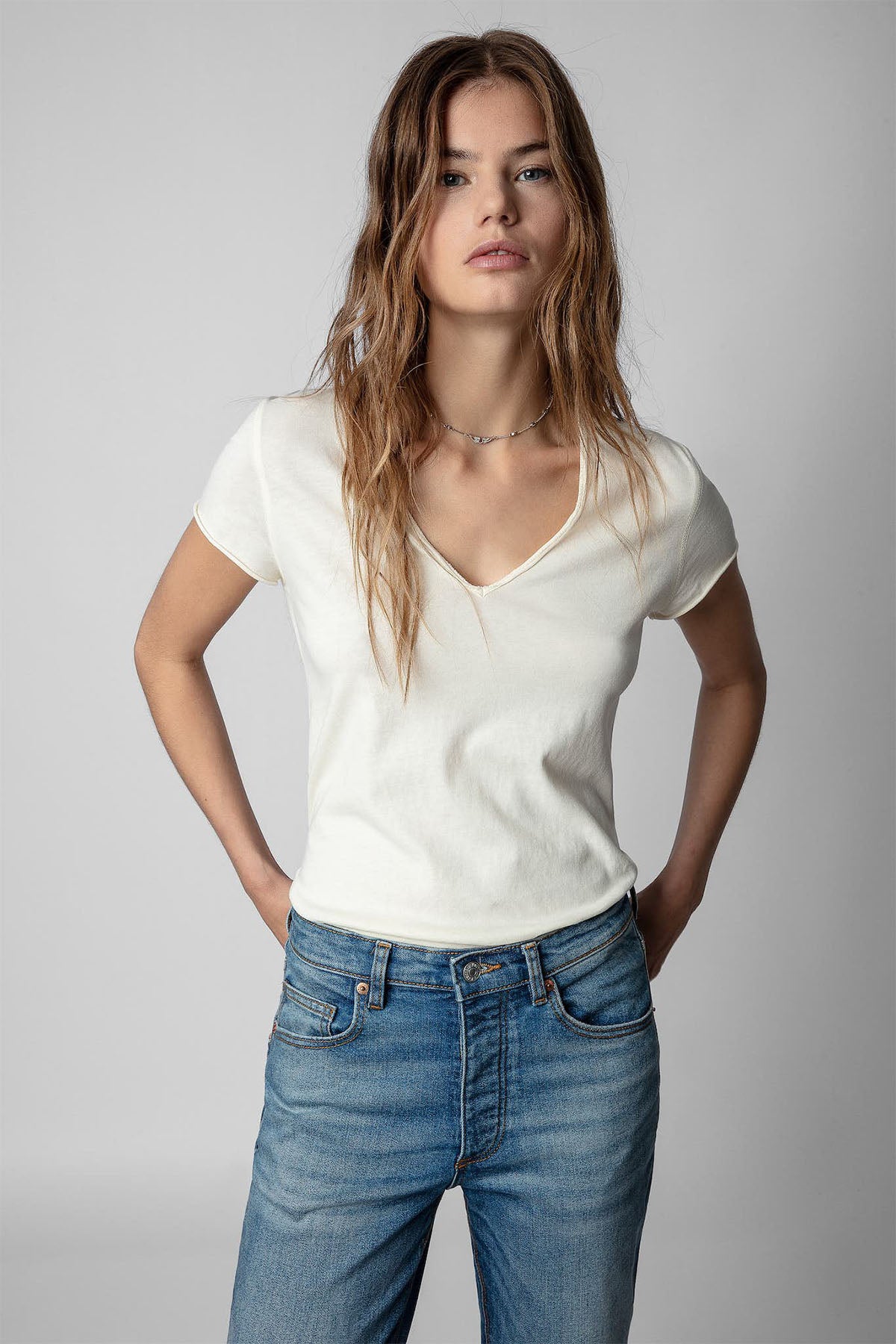 Zadig & Voltaire Logolu Sırt V Yaka T-shirt-Libas Trendy Fashion Store