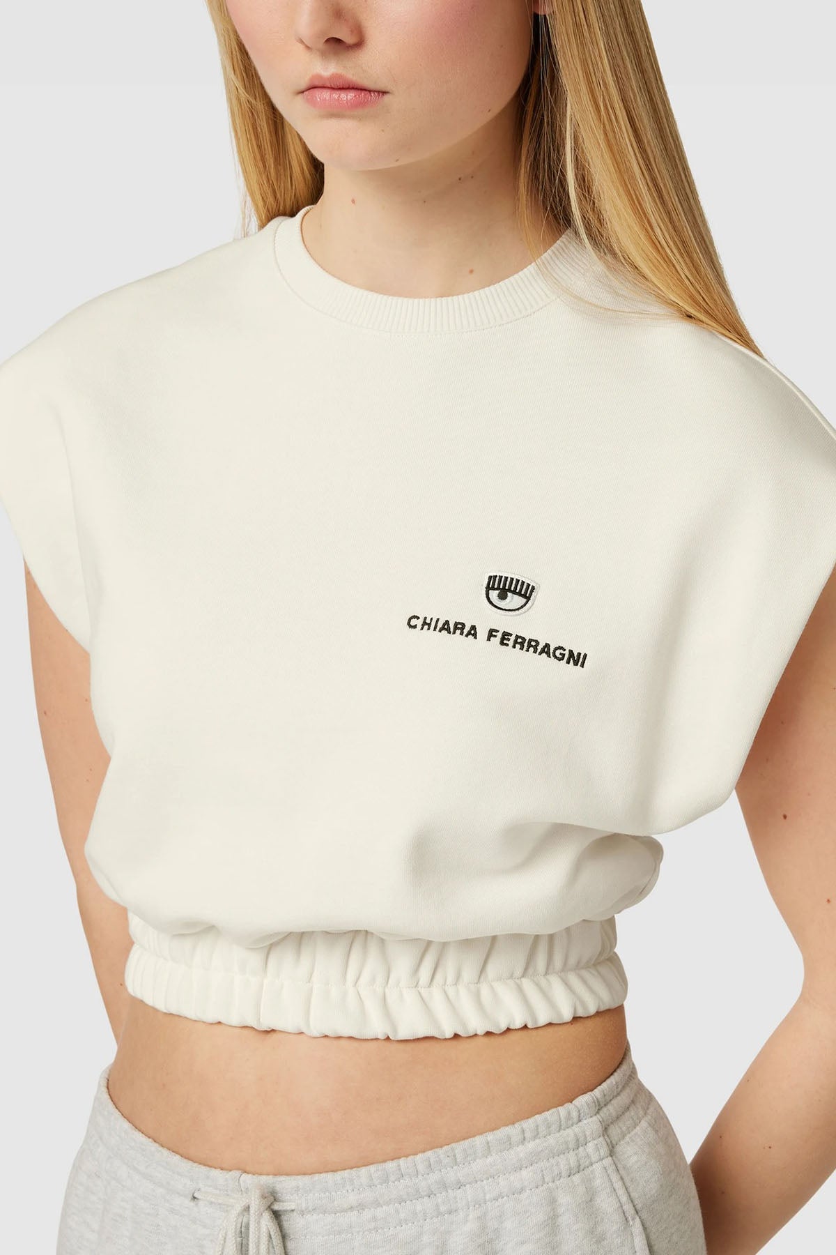 Chiara Ferragni Logolu Crop T-shirt-Libas Trendy Fashion Store