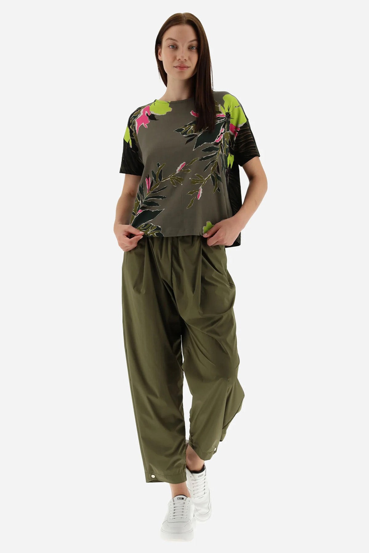 Herno Çiçek Baskılı Yuvarlak Yaka T-shirt-Libas Trendy Fashion Store