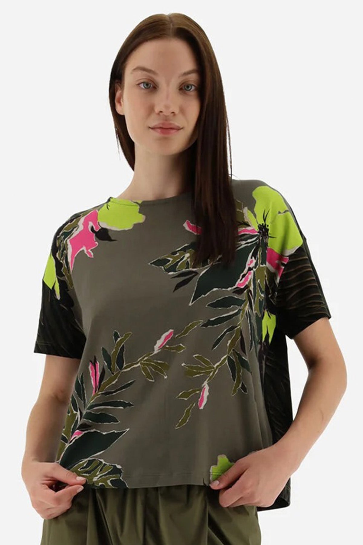 Herno Çiçek Baskılı Yuvarlak Yaka T-shirt-Libas Trendy Fashion Store