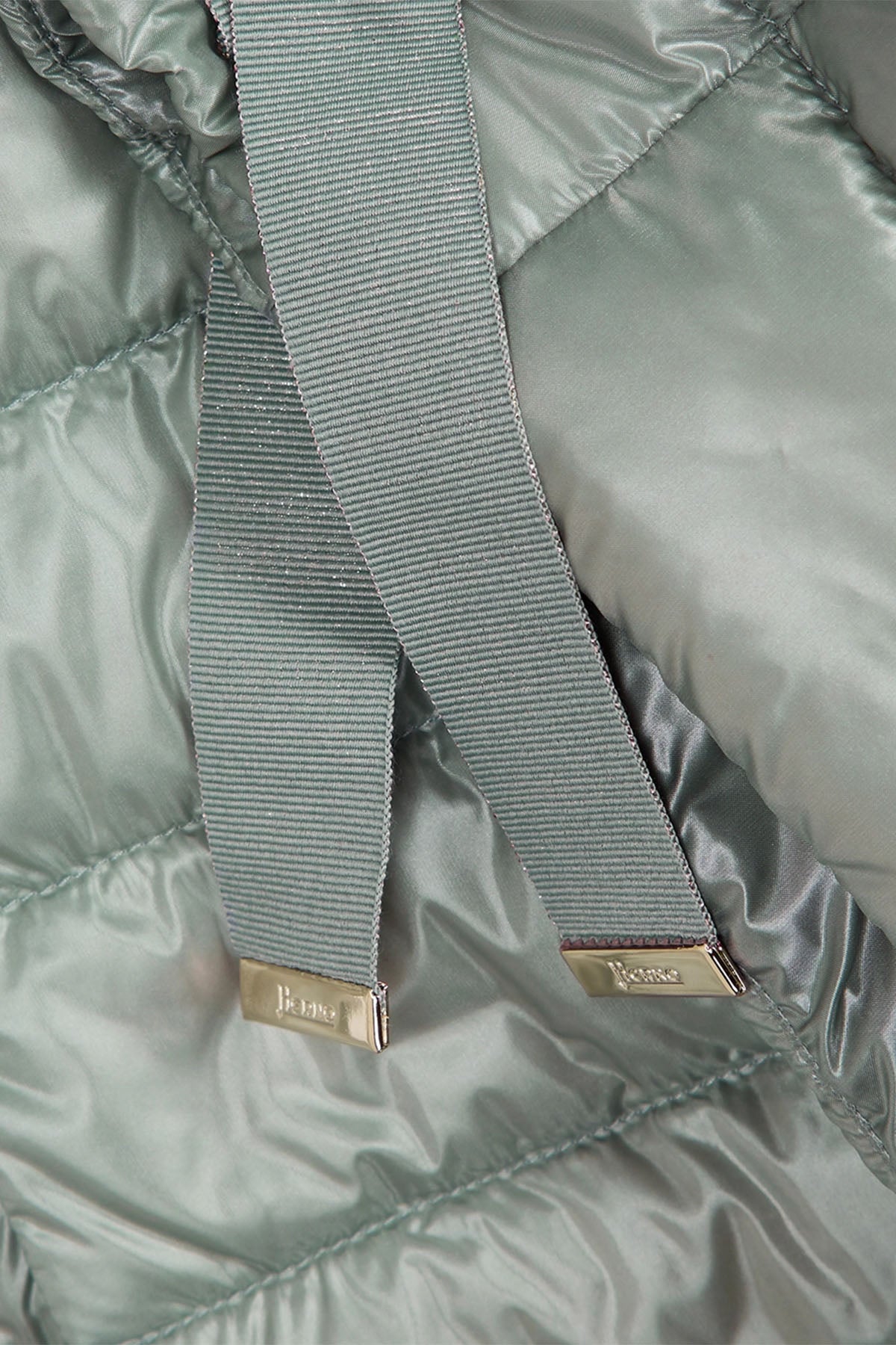 Herno Kapüşonlu İnce Puffer Yelek-Libas Trendy Fashion Store