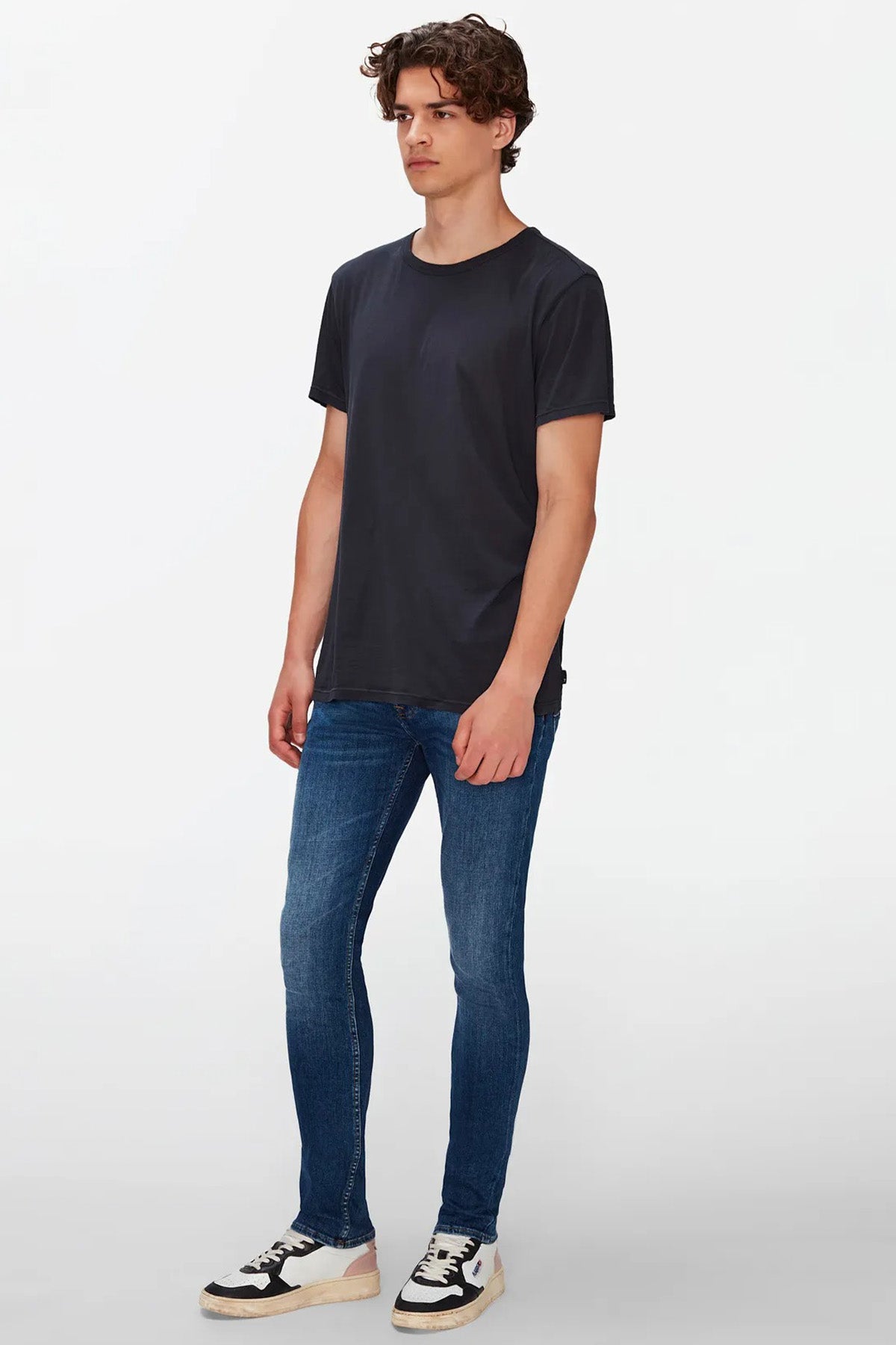 7 For All Mankind Featherweight Yuvarlak Yaka T-shirt-Libas Trendy Fashion Store