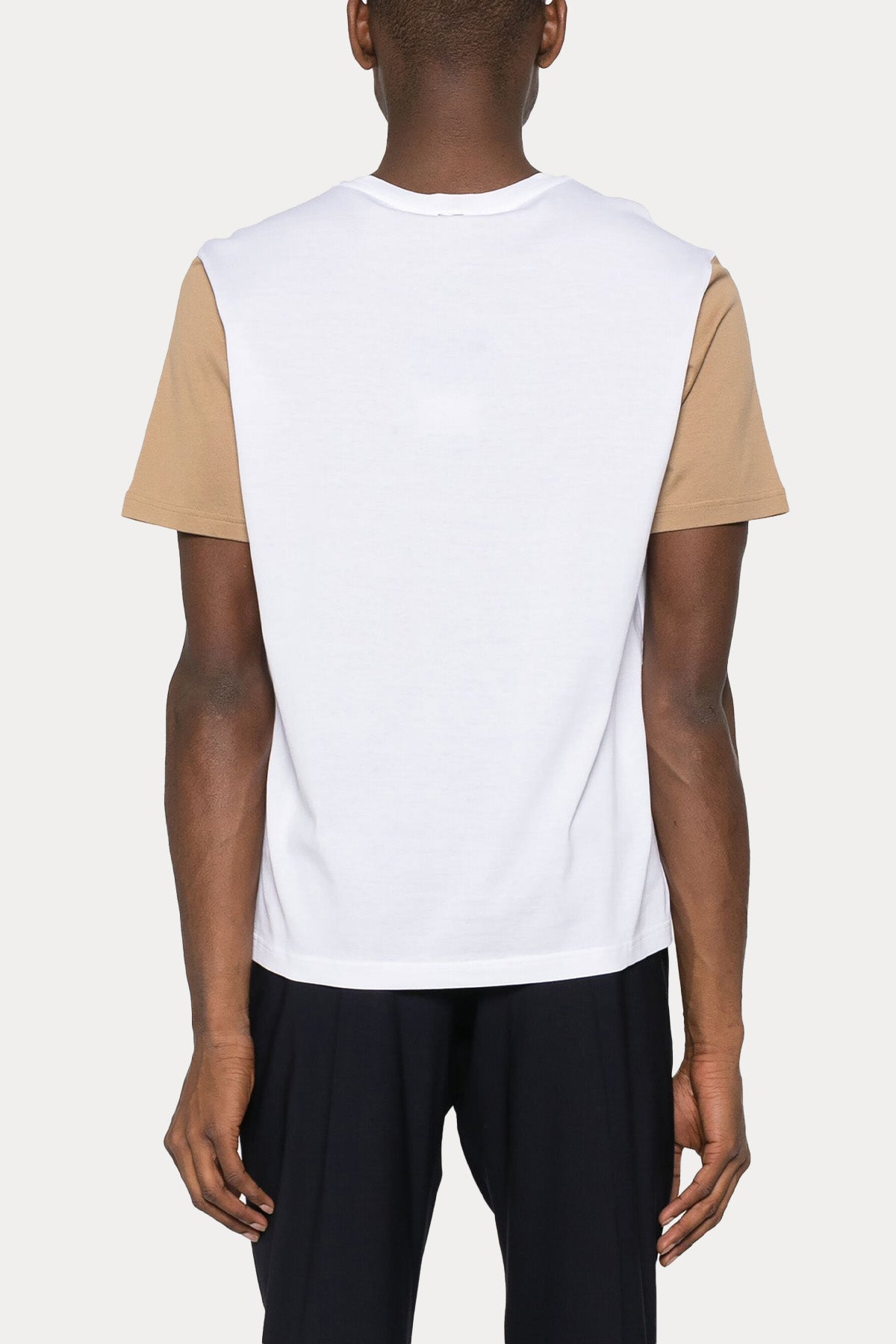 Herno Yuvarlak Yaka Cep Detaylı T-shirt-T-shirt-Libas